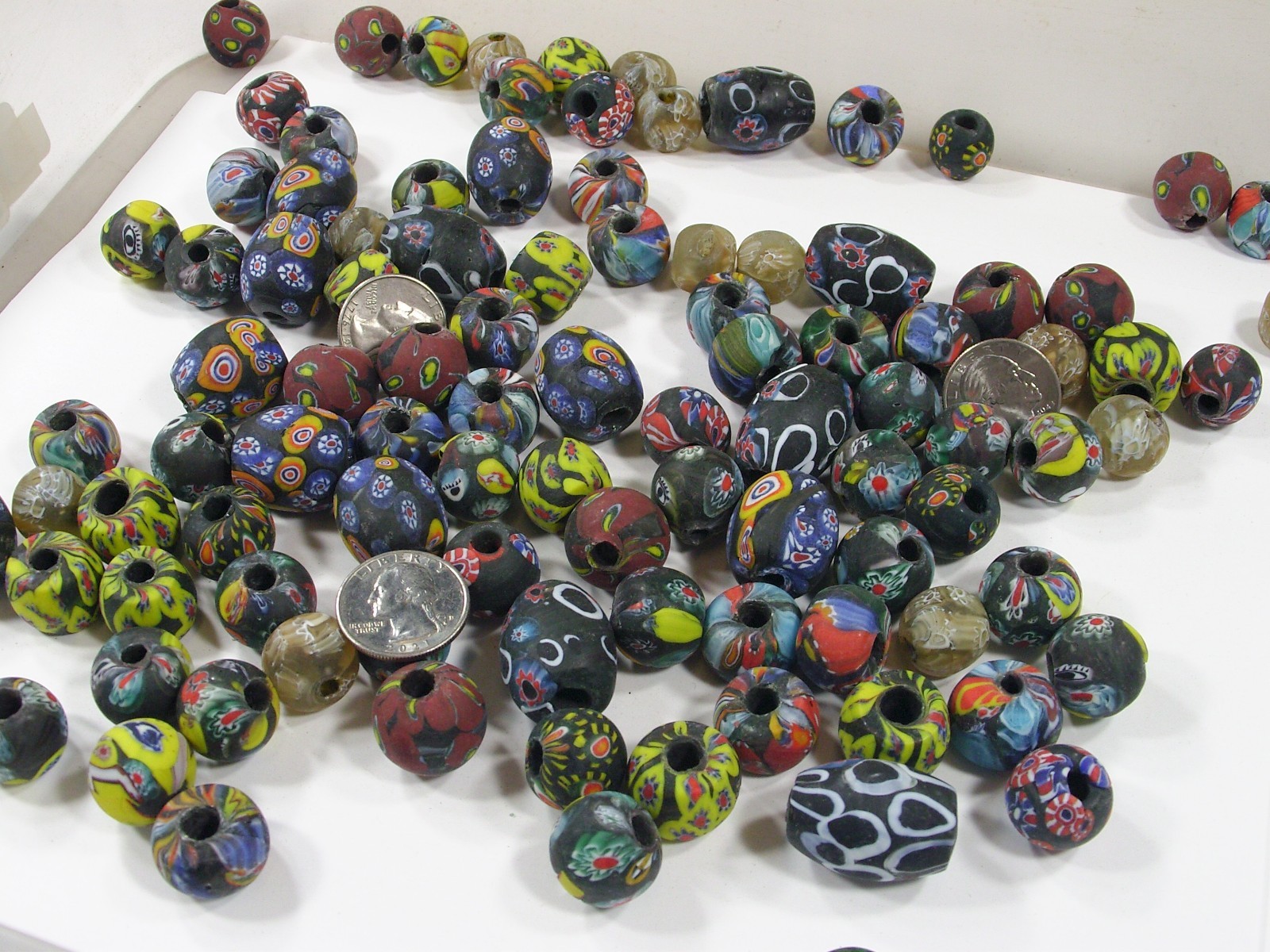 2 Pounds Assorted Shapes and Sizes India Handmade Replica Africa Beads (OLP-1)⭐