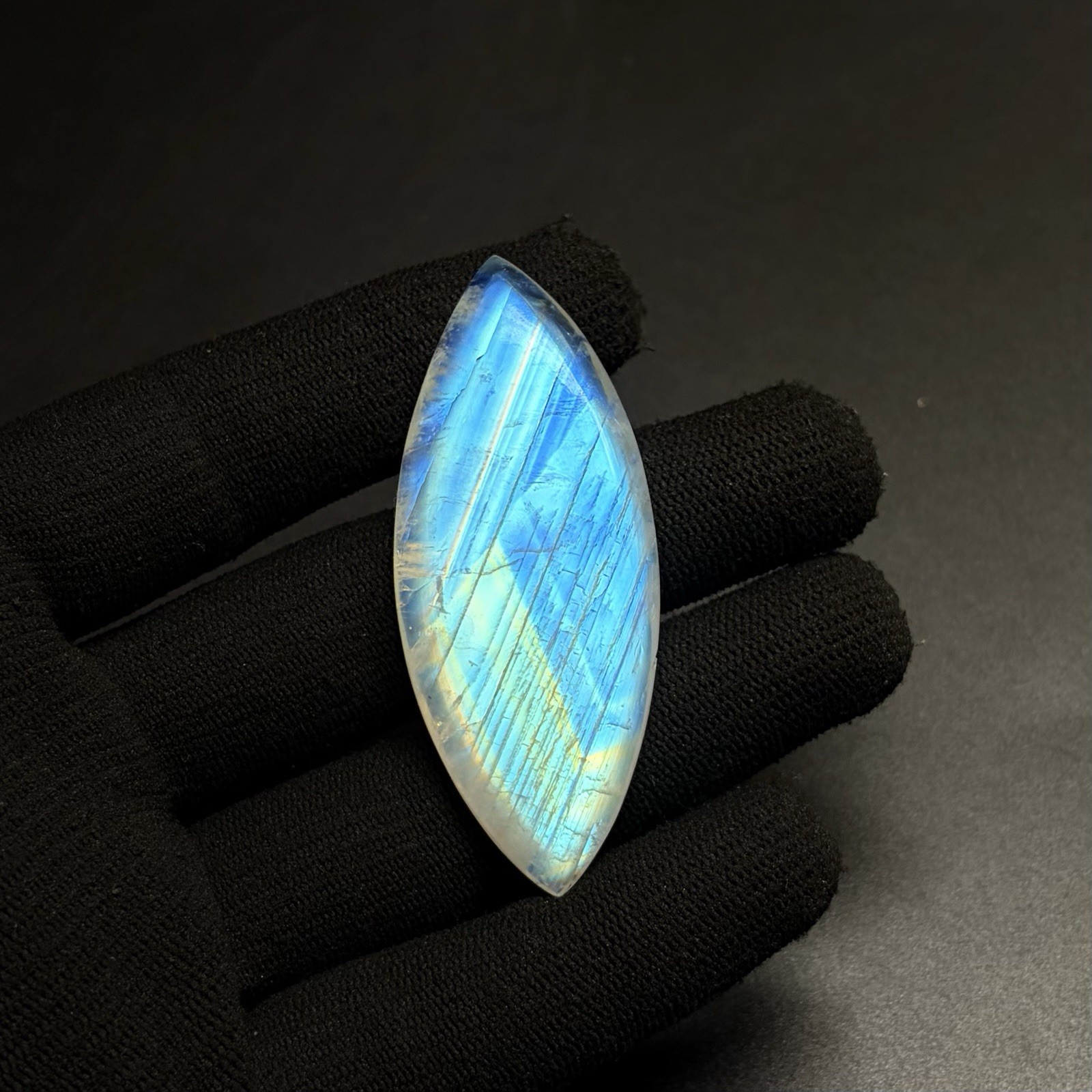 Amazing White Rainbow Moonstone Loose Cabochon Gorgeous Blue Fire Gemstone