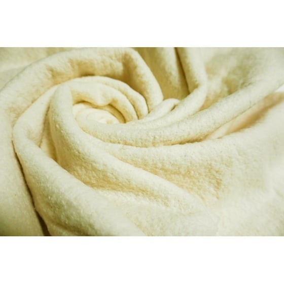 Pellon Wrap-N-Zap Cotton Quilting Batting, off-White. 90″ x 9 Yards by the Bolt