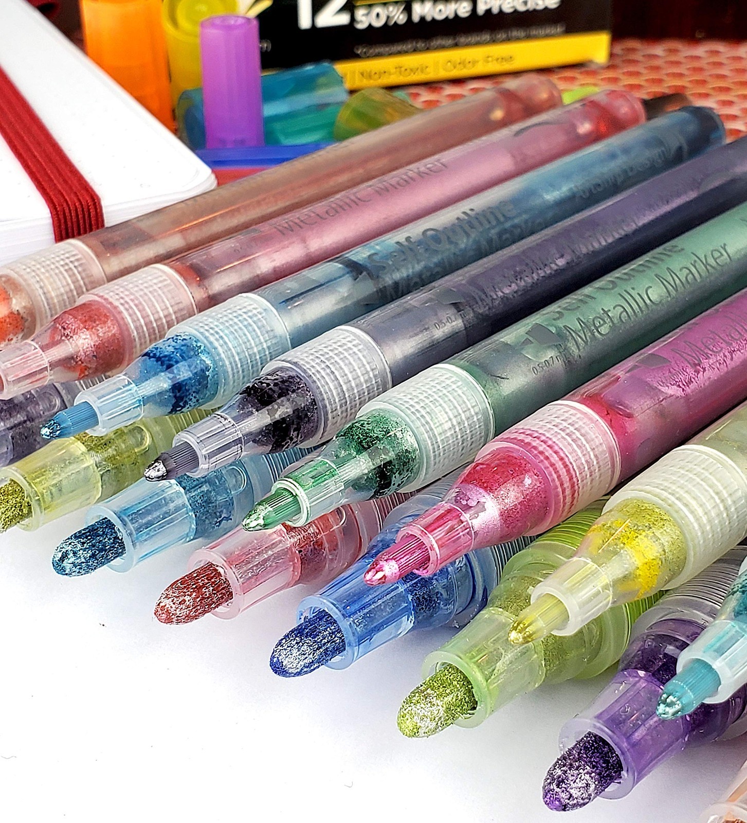 24 Metallic Self-Outline Markers – Extra Fine & Medium Tip Paint Pens for DIY Cr
