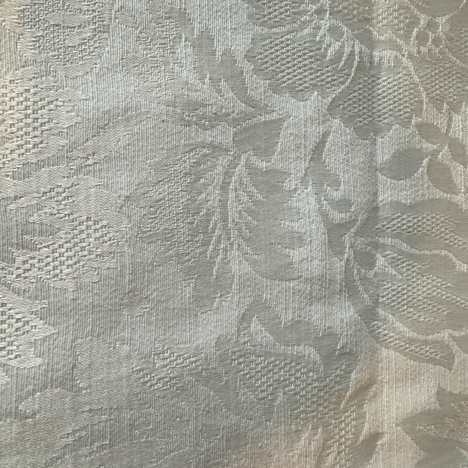 VTG Damask Jacobean Floral Leaf Scroll White & Ivory Cotton Blend 3yd (or 6) x53