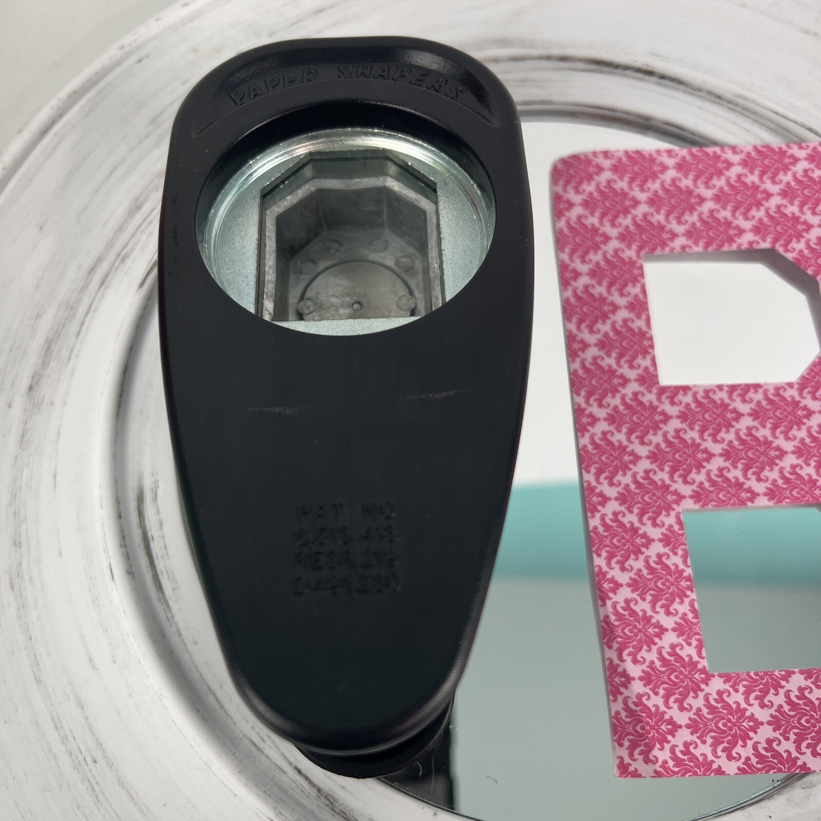 Stampin’ Up Large Tag Paper Punch Whale Tail EK- Retired