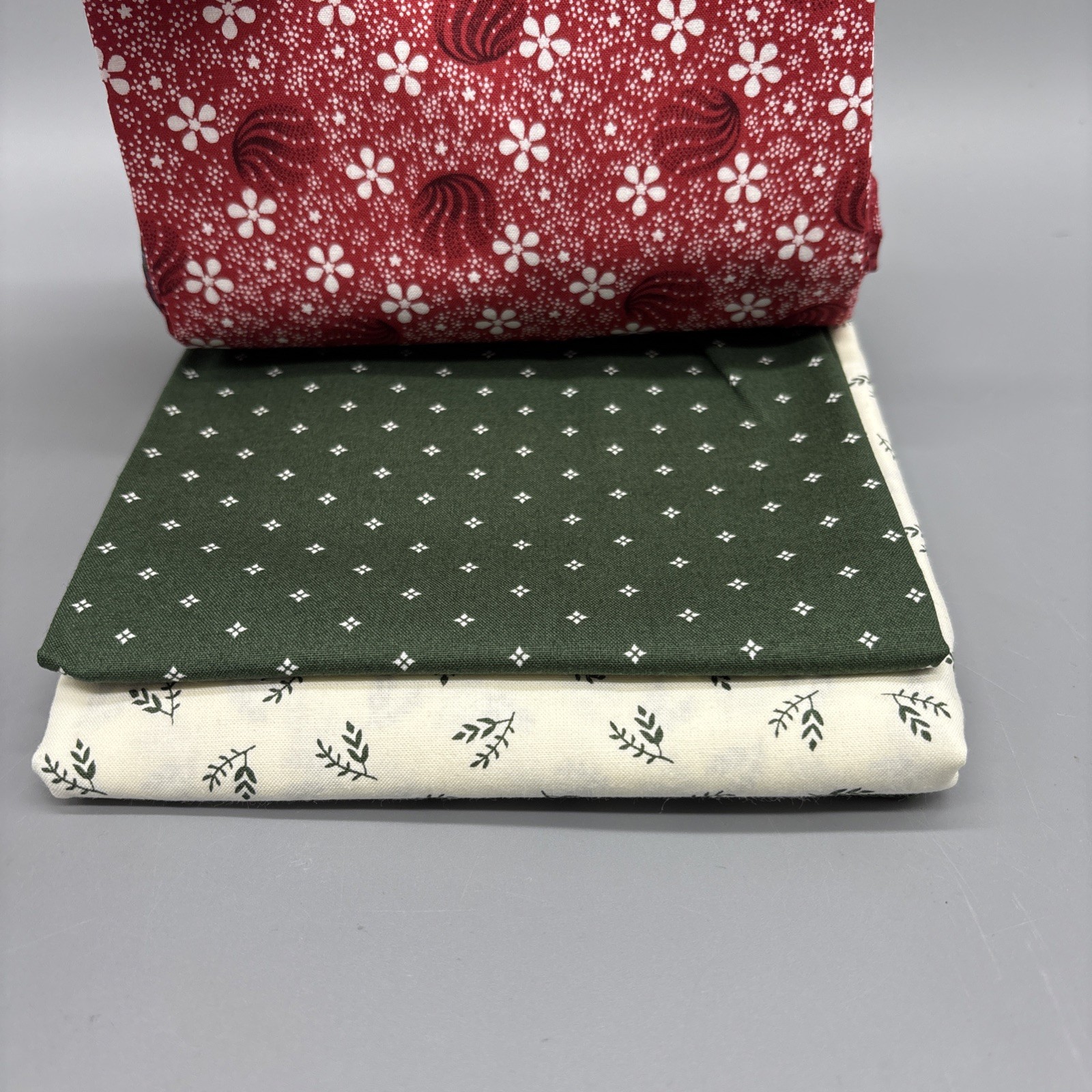 Quilt Kit – Villa Rosa Designs Crimson Glory 52” X 64” Quilt