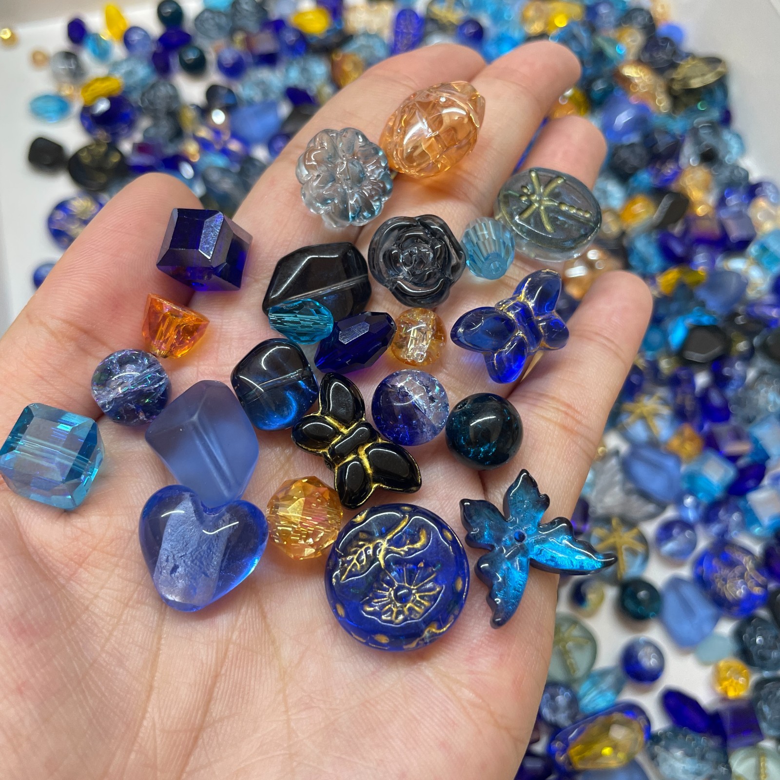 100g Handmade Glass Beads for Jewelry Making – 200 Mixed Styles Assortment