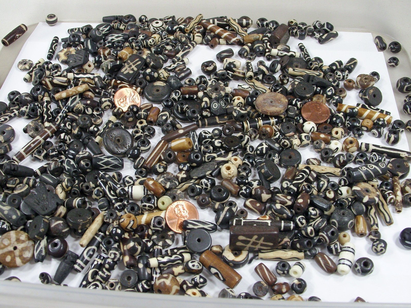 4 Pounds Assorted Water Buffalo Bone Beads / Scrap Pieces / Left Overs Bulk (Z1)
