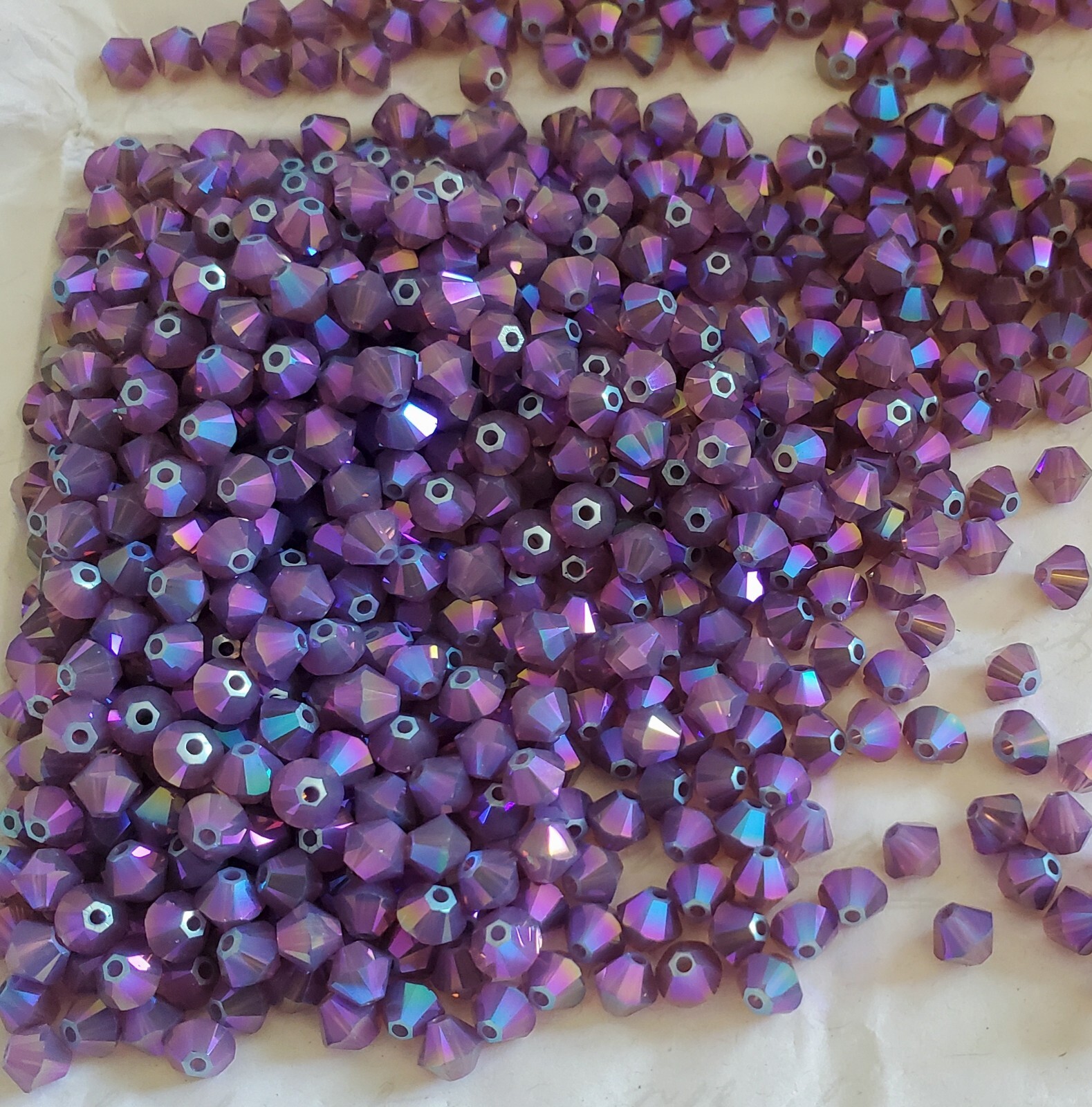 Swarovski 5328 4mm bicone beads, Cyclamen Opal Shimmer 2X (24pcs)