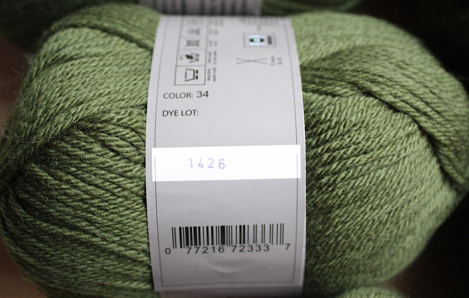 Nashua Creative Focus Superwash Wool Yarn 10 Skeins New 34 Olive