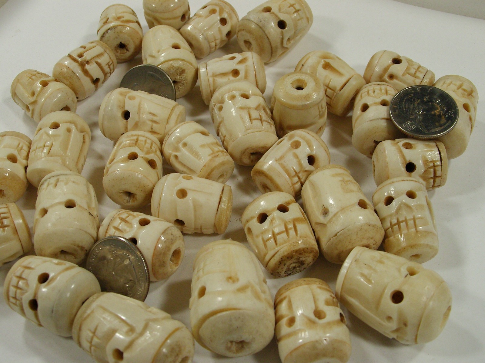 40 PCS Assorted Large India Handmade Water Buffalo Bone Skull Beads (PNKR-4)⭐