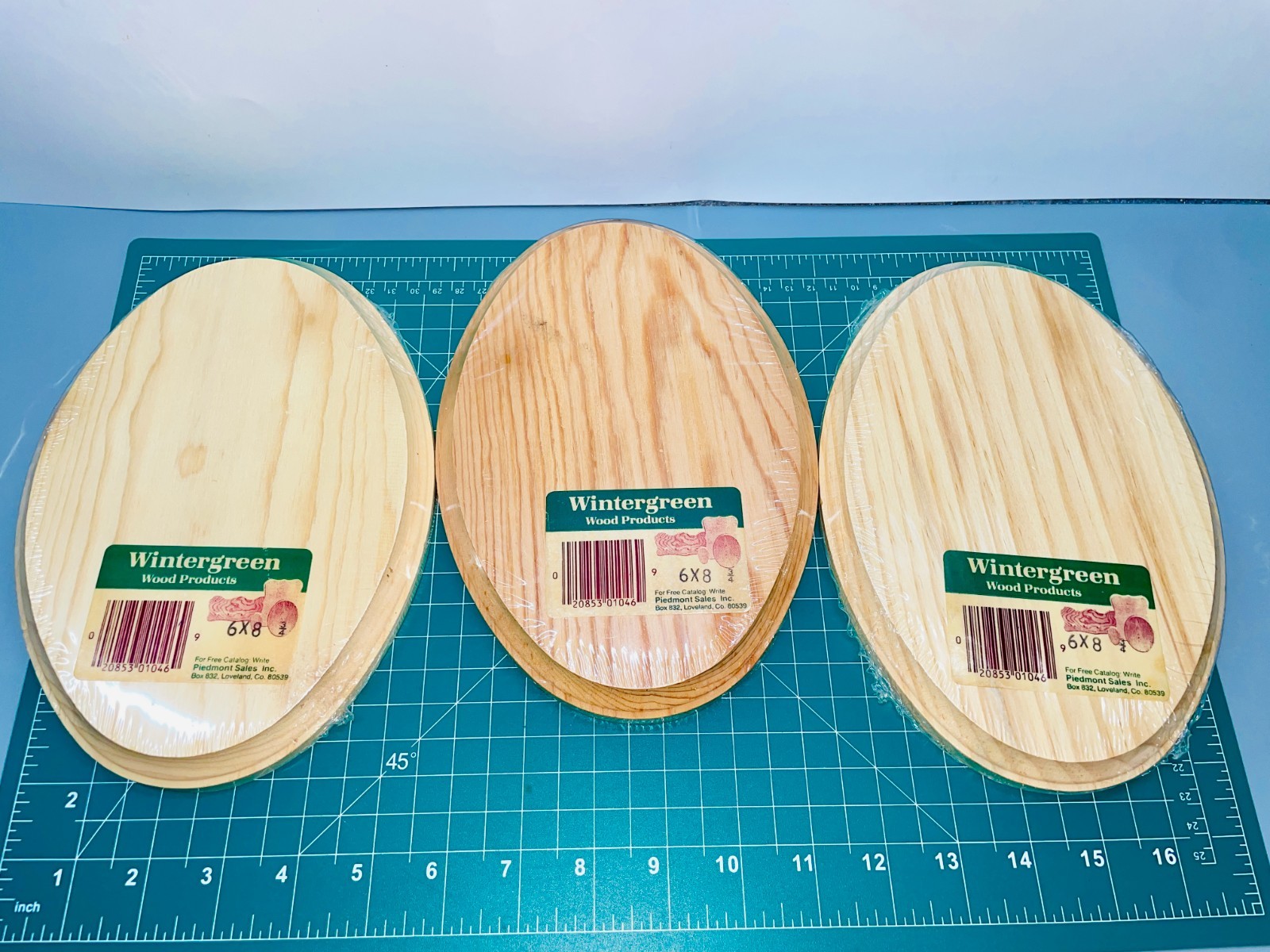 Wooden Oval Base Home Display 6 X 8 Inch Wintergreen Light Wood Lot of 3 NEW