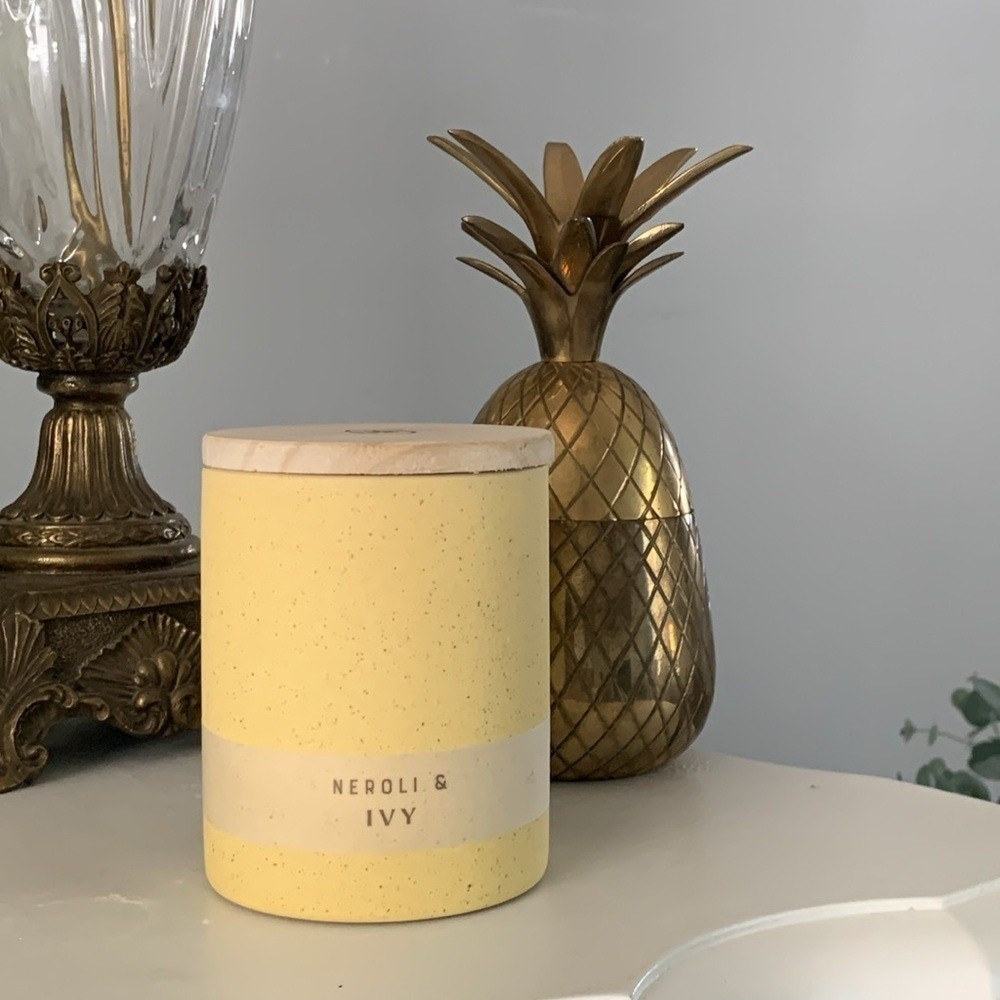 Matte Textured 6.4oz Ceramic Candle with Wooden Wick Neroli and Ivy – Threshold™