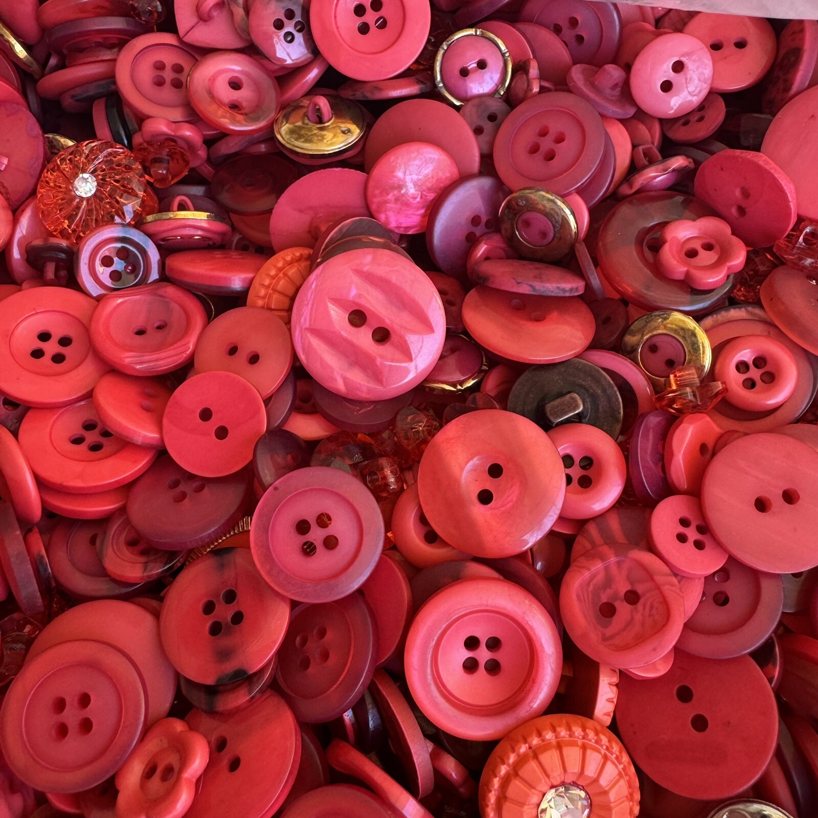 Incredible Mixed Lot Of Dyed RED Premium Buttons All Sizes For Embellishments