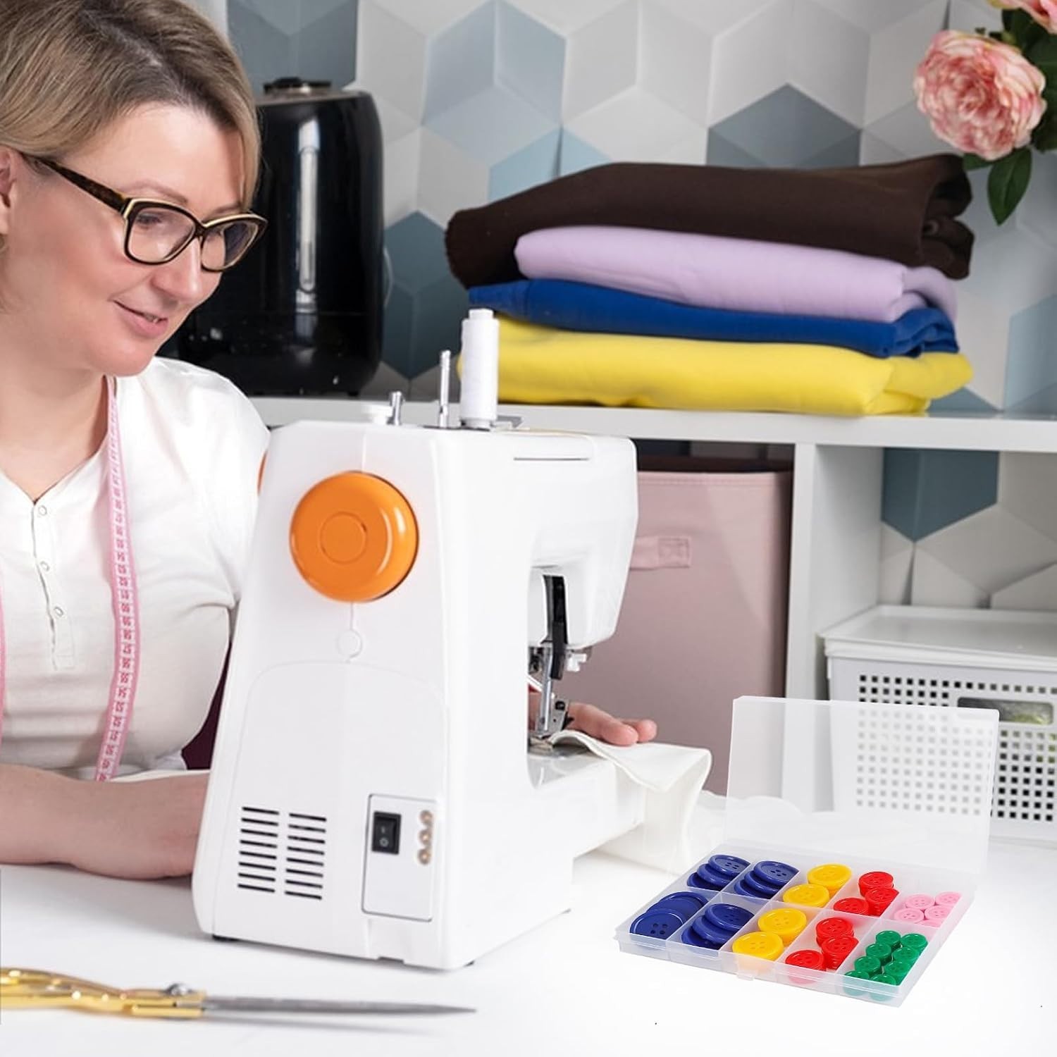 Creative 100 Pcs Colorful Eco-Friendly Sewing Buttons in 5 Versatile Sizes