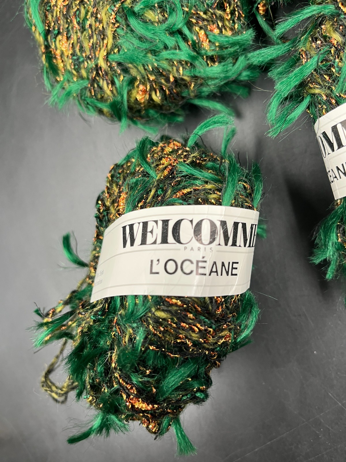 4 Vintage Yarn Welcomme L’Océane Mohair Blend Green & Gold Yarn Paris
