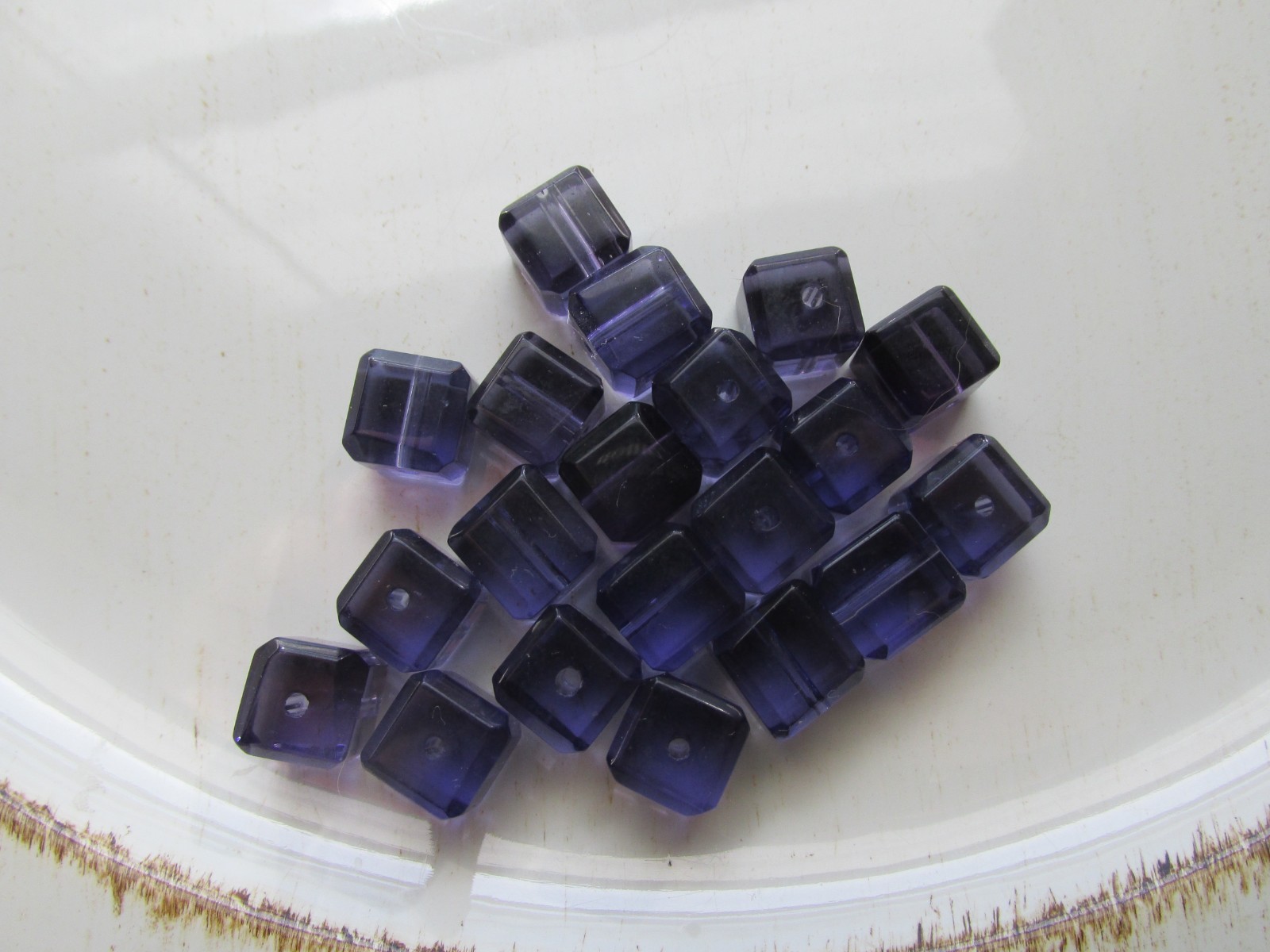 Vintage Glass Spacer Beads Faceted Violet Cube 10x10mm 38pcs