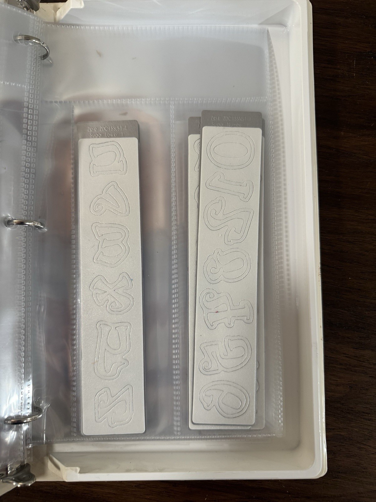 Zip’eCuts Wafer Thin Dies by AccuCut * 40 + Shapes in a Zip’eCuts Case