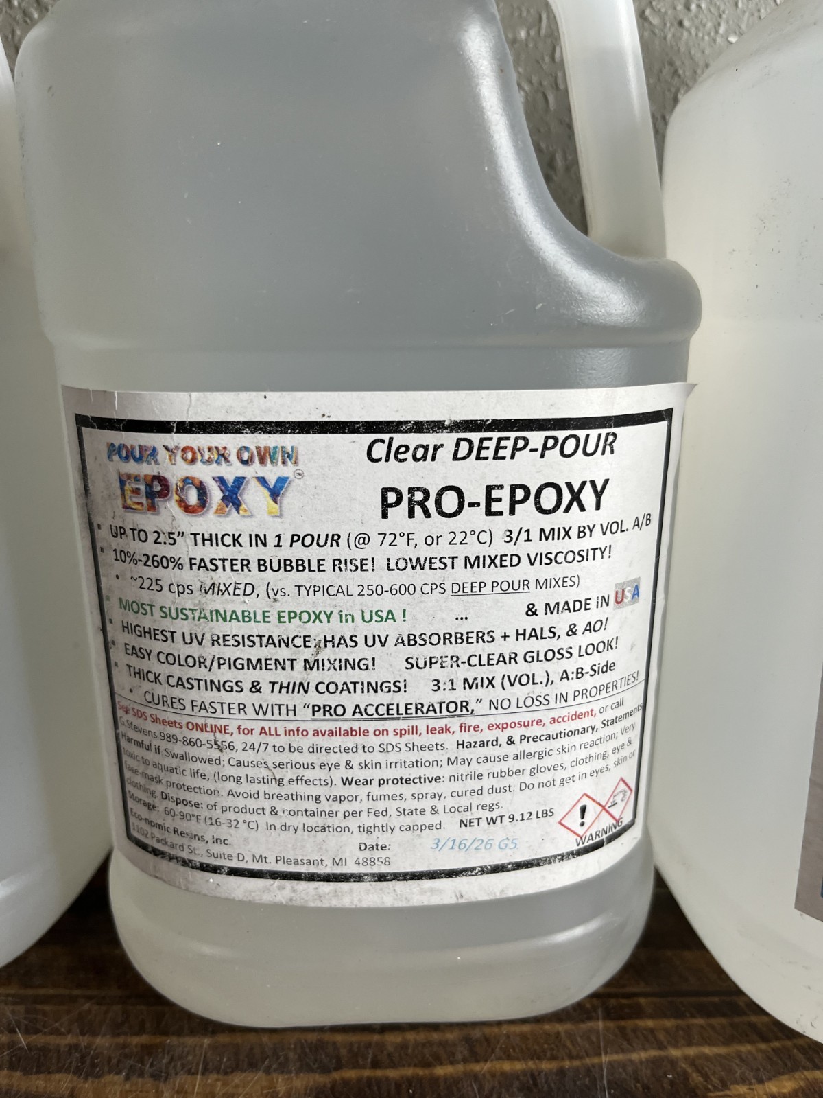 3 Jugs Pour Your Own Clear Deep-Pour Pro-Epoxy and Pro-Hardener Resin Kit
