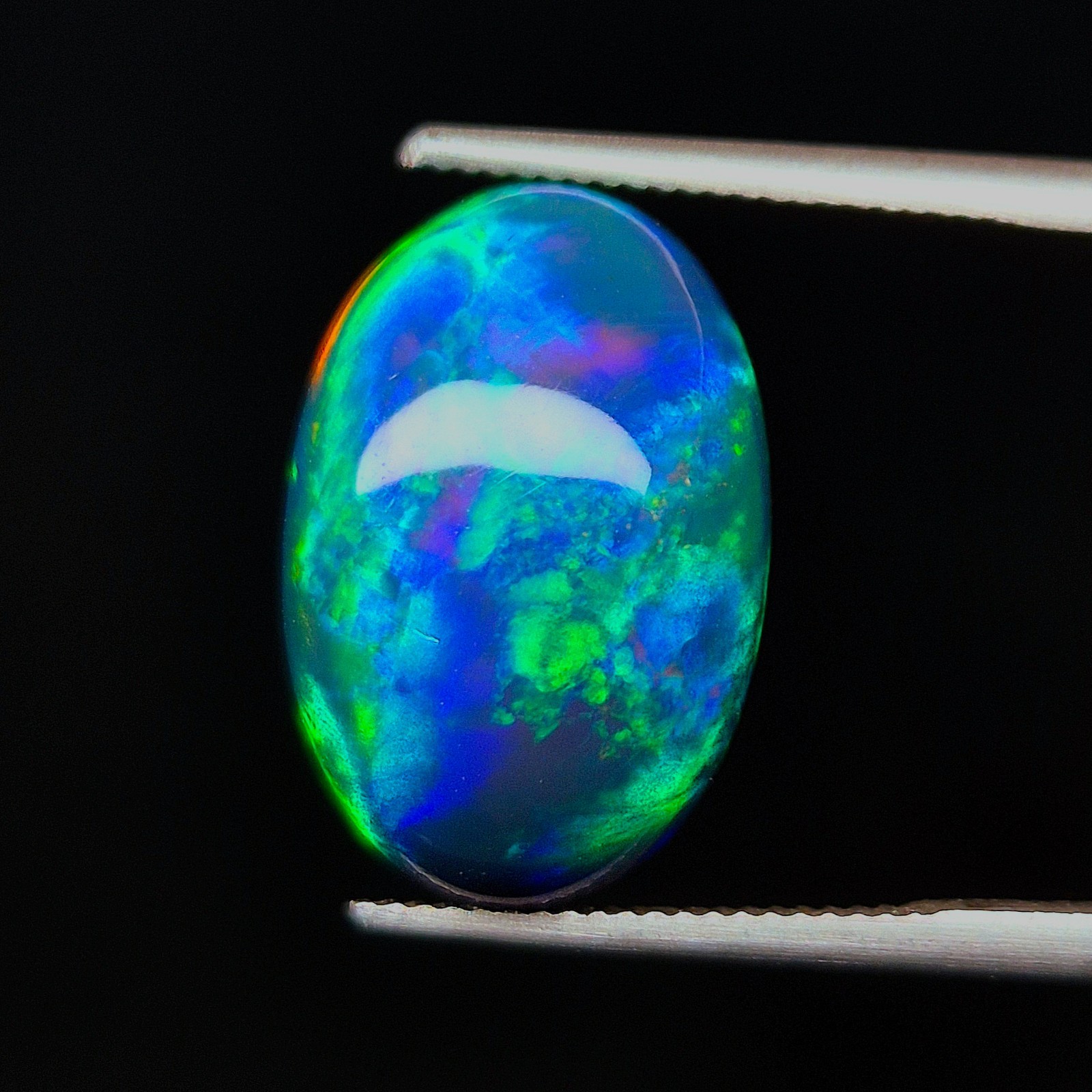 Multi Fire Natural Ethiopian 6.90 Carat Opal Gemstone Cabochon Size 15x10x7mm
