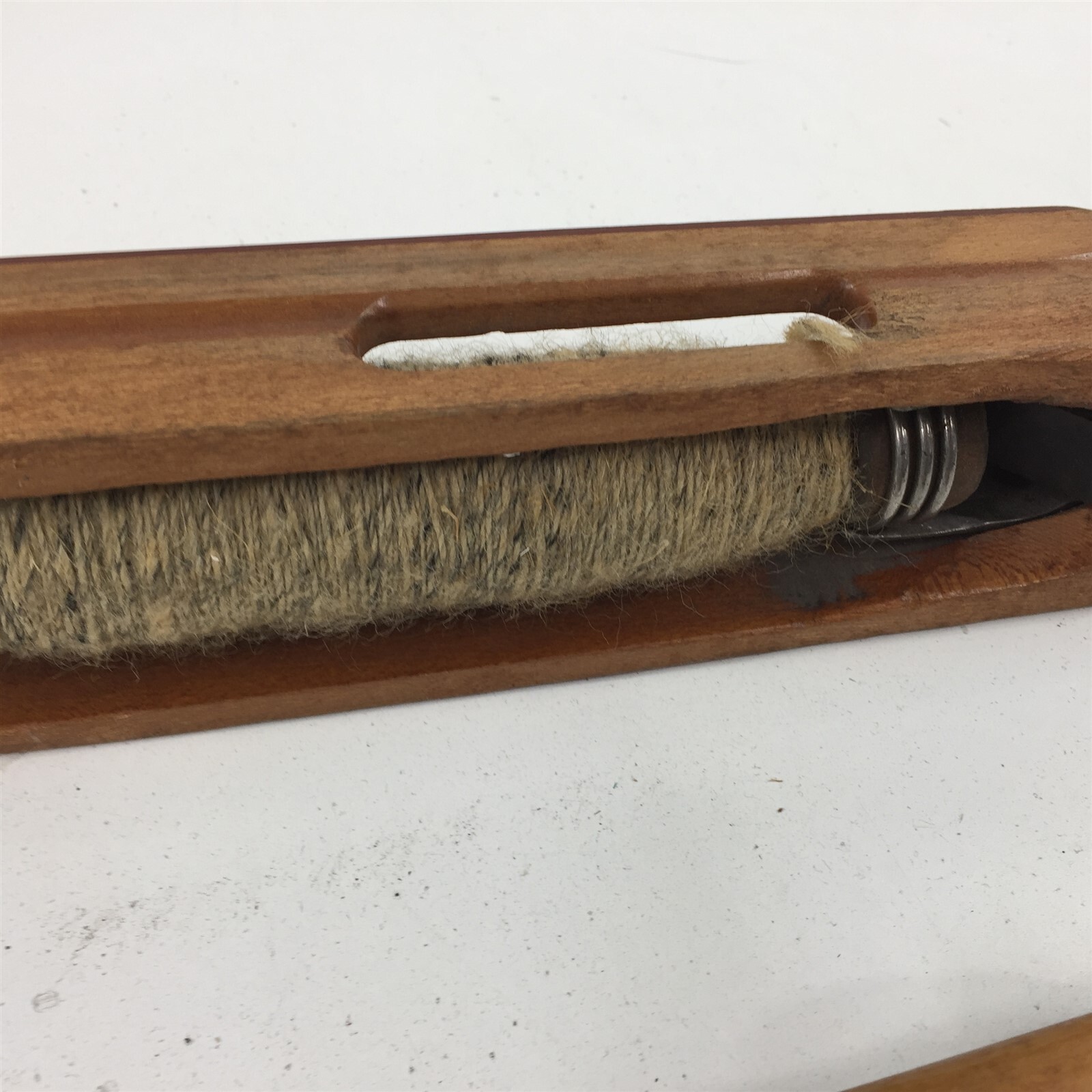 Antique Wooden Loom Weaving Fly Shuttle 18″ – 1 Unit – SH 353 – 2 Bobbin