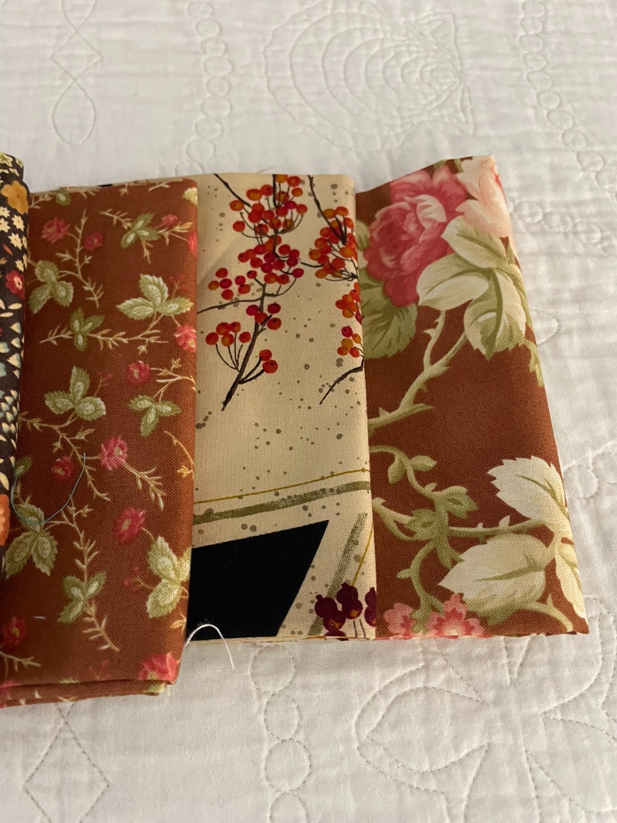 9 – Fabric Fat Quarters 18″ x 21″ ( Brown’s )