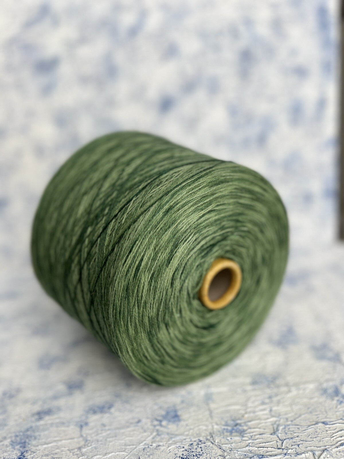 Cashmere/merino 97/3% fine yarn on cone 600m/100g (656yrd/3.52oz) per 100g