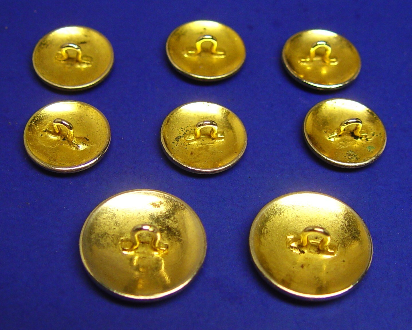 UNKNOWN BRAND replacement button 8 gold tone metal w/brown enamel Good Used Cond