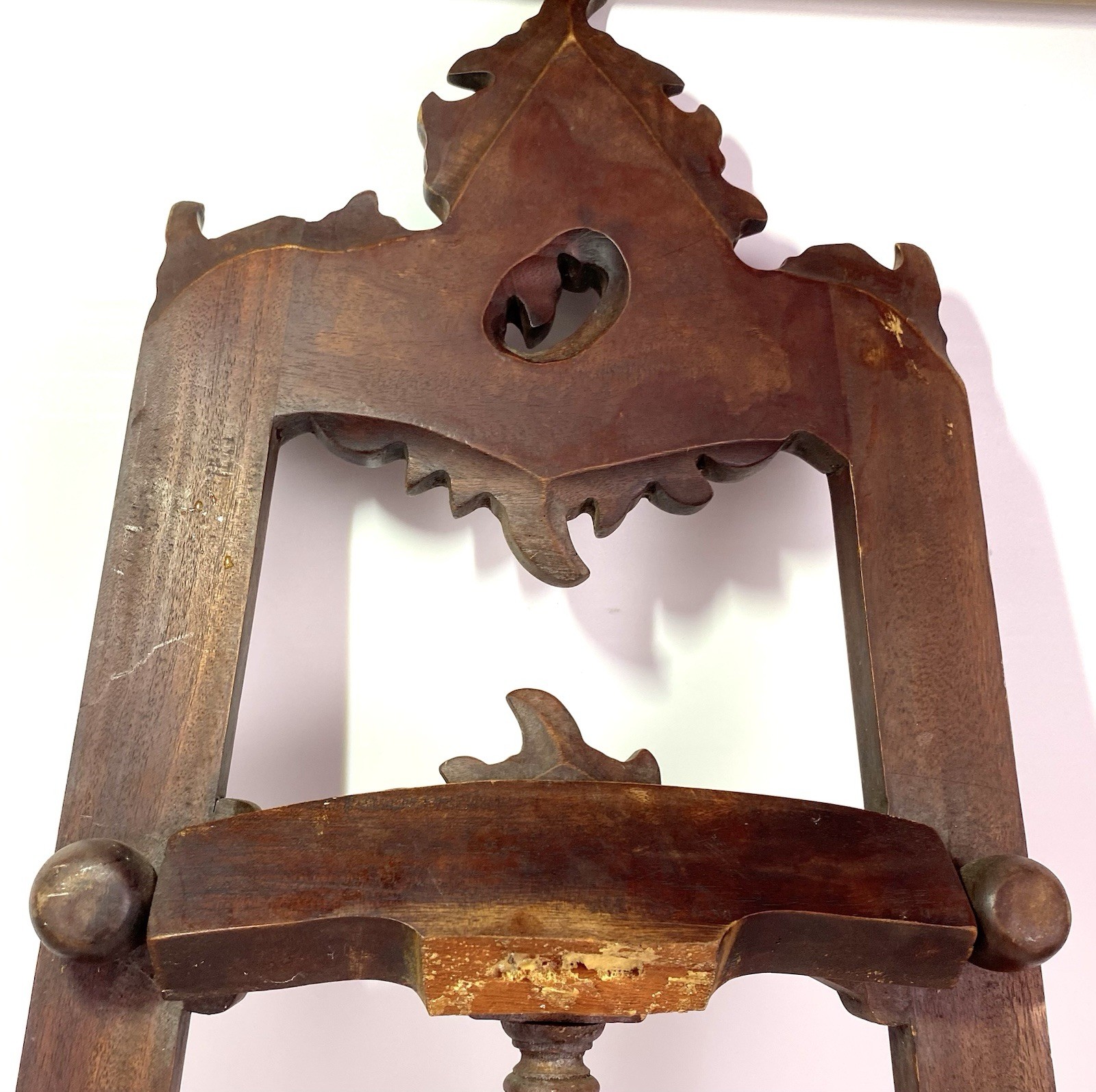 Vintage Hand-Carved 39″ Mahogany Baroque Revival Display Floor Easel Stand