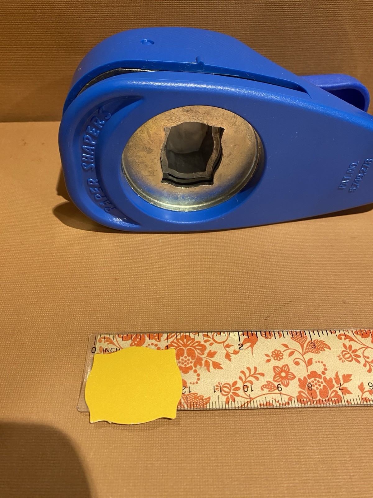 EK Success 1.25” x 1″ LABEL TAG Paper Craft Punch-Blue Whale Tail