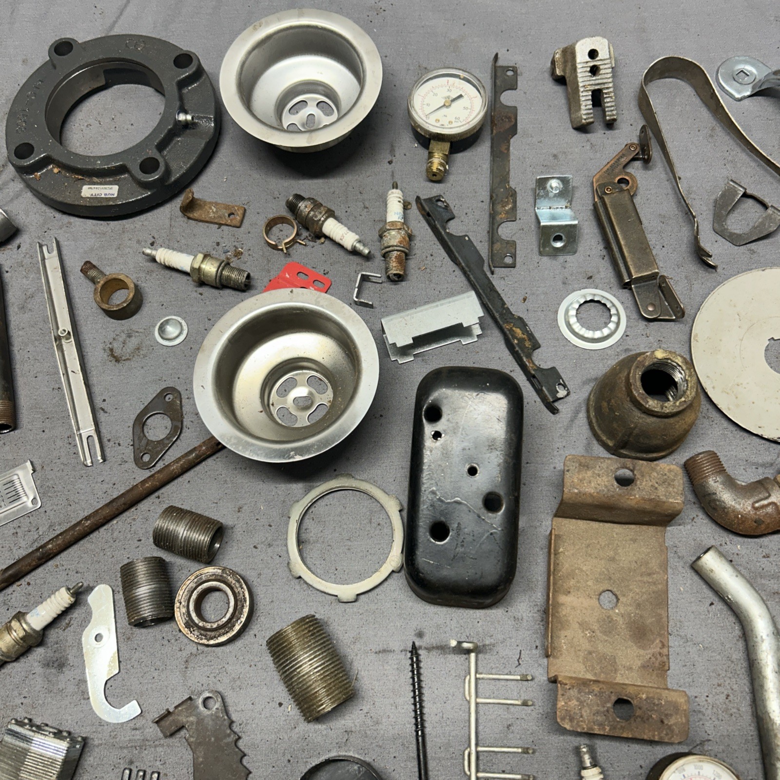 27 LBS MISC SCRAP METAL FOR WELD ART, STEAMPUNK, ARTS & CRAFTS, METAL WORK