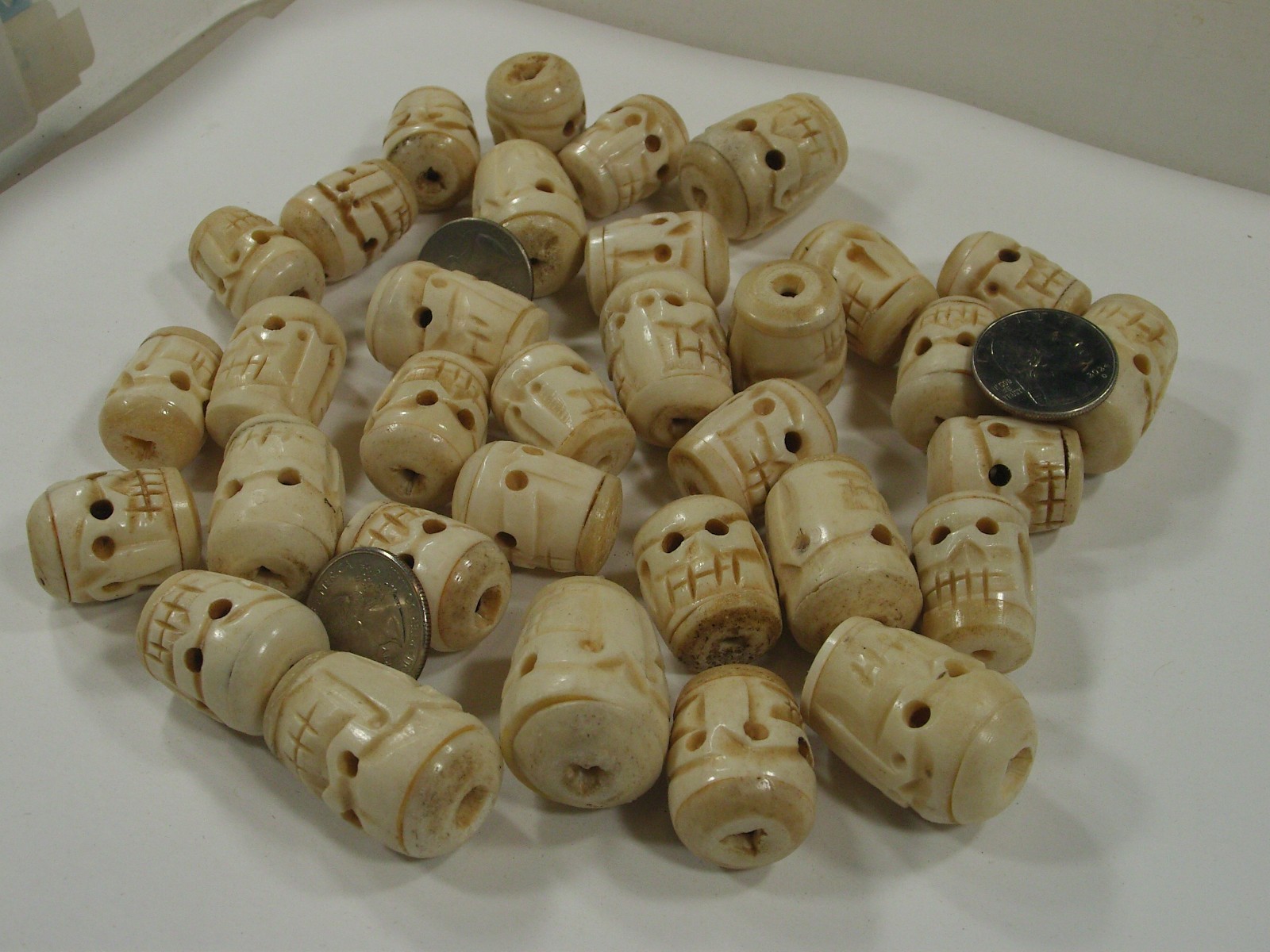 40 PCS Assorted Large India Handmade Water Buffalo Bone Skull Beads (PNKR-4)⭐