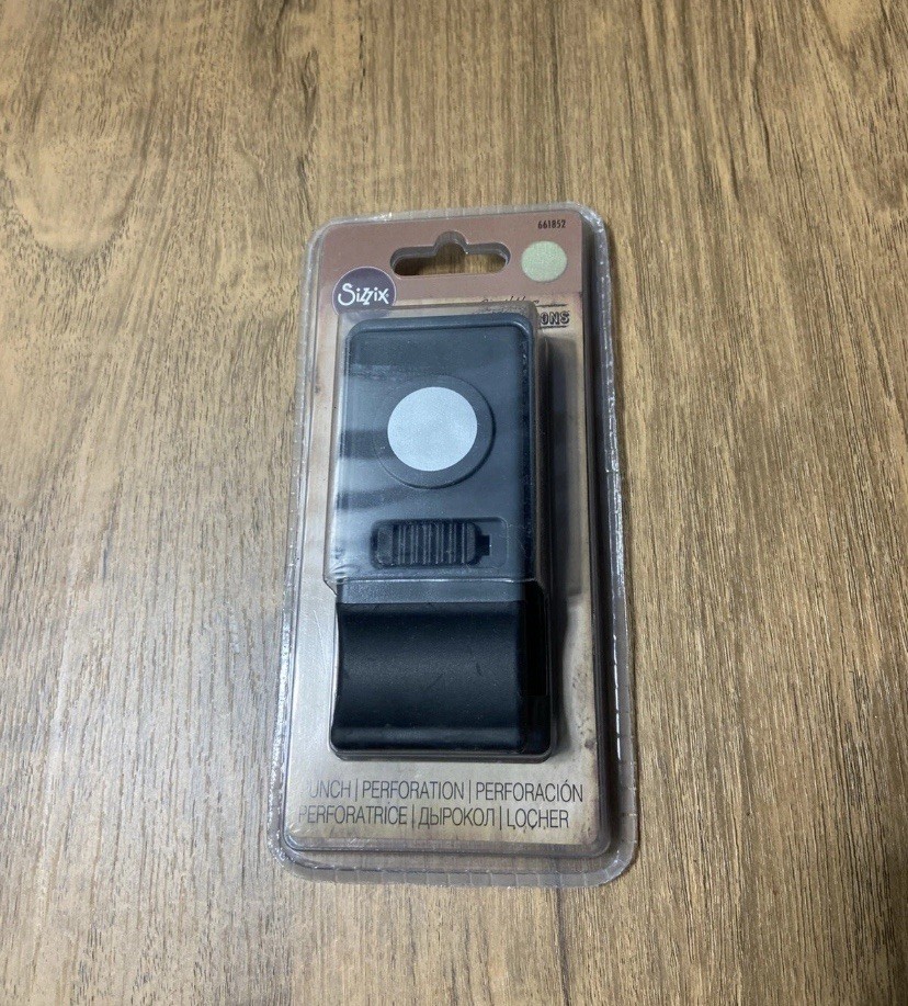 Sizzix Paper Punch 1-1/4 Circle Stamping Paper Punch Tim Holtz