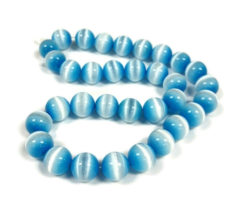 30 Cat’s Eye Fiber Optic Glass Light Carpi Blue 12mm. Smooth Round Beads 2618