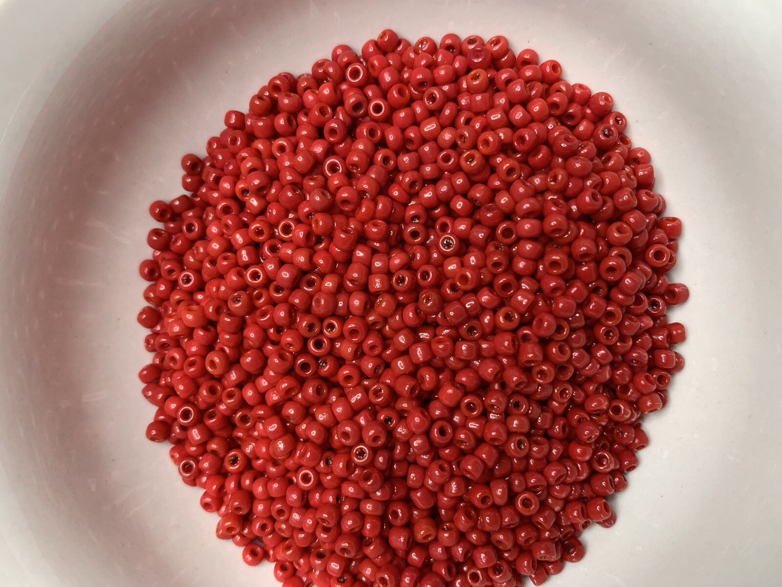 9/0 Lot 7 Colors 100 Grams Each Color 6 Opaque/1 Pearl Glass Seed Beads