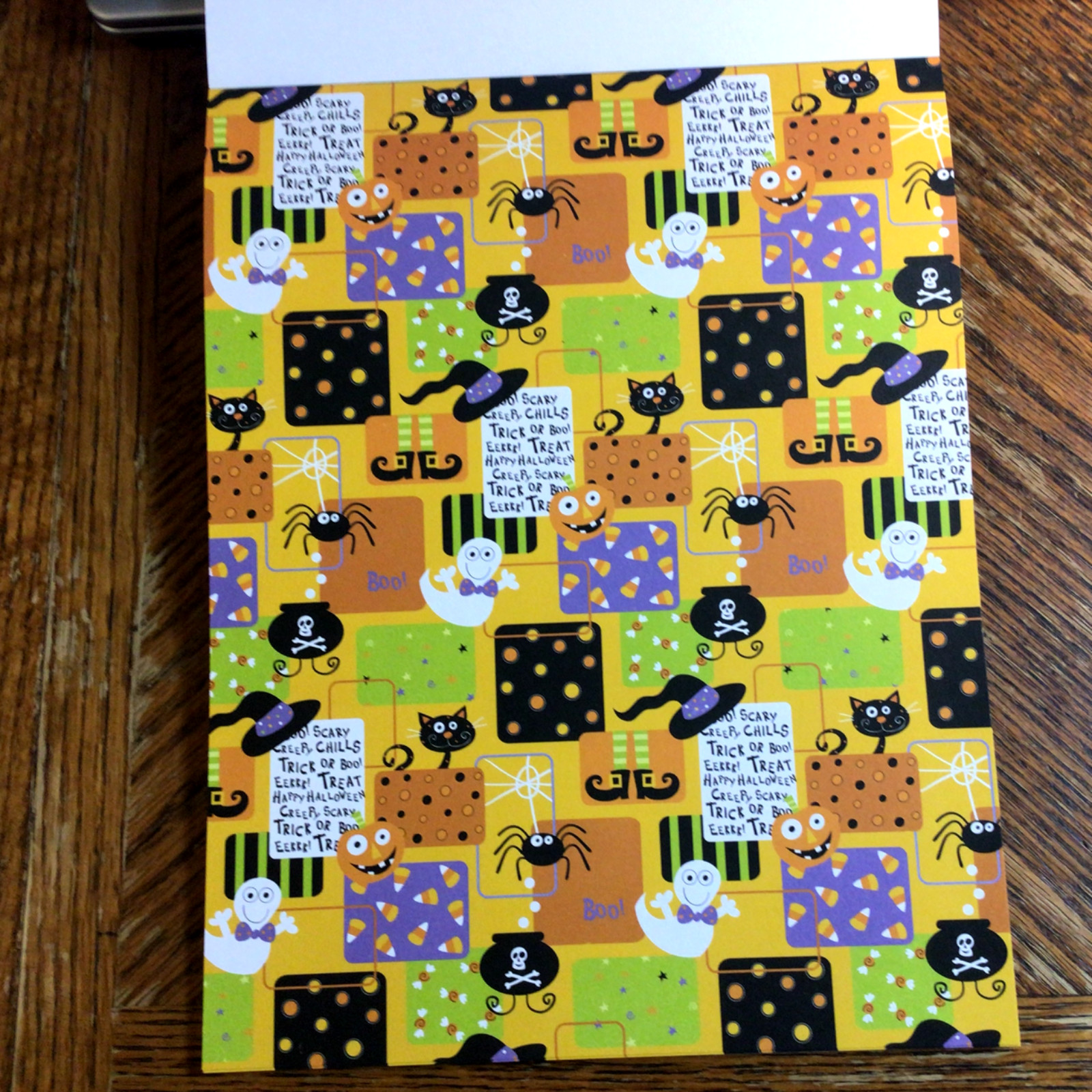 HALLOWEEN SCRAPBOOKING / CRAFTS 8.5 X 11 – 65 SHEETS~ BY paper studio & unknown