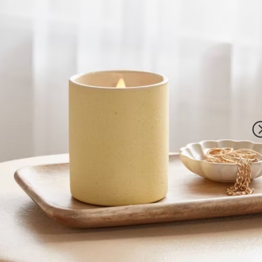 Matte Textured 6.4oz Ceramic Candle with Wooden Wick Neroli and Ivy – Threshold™