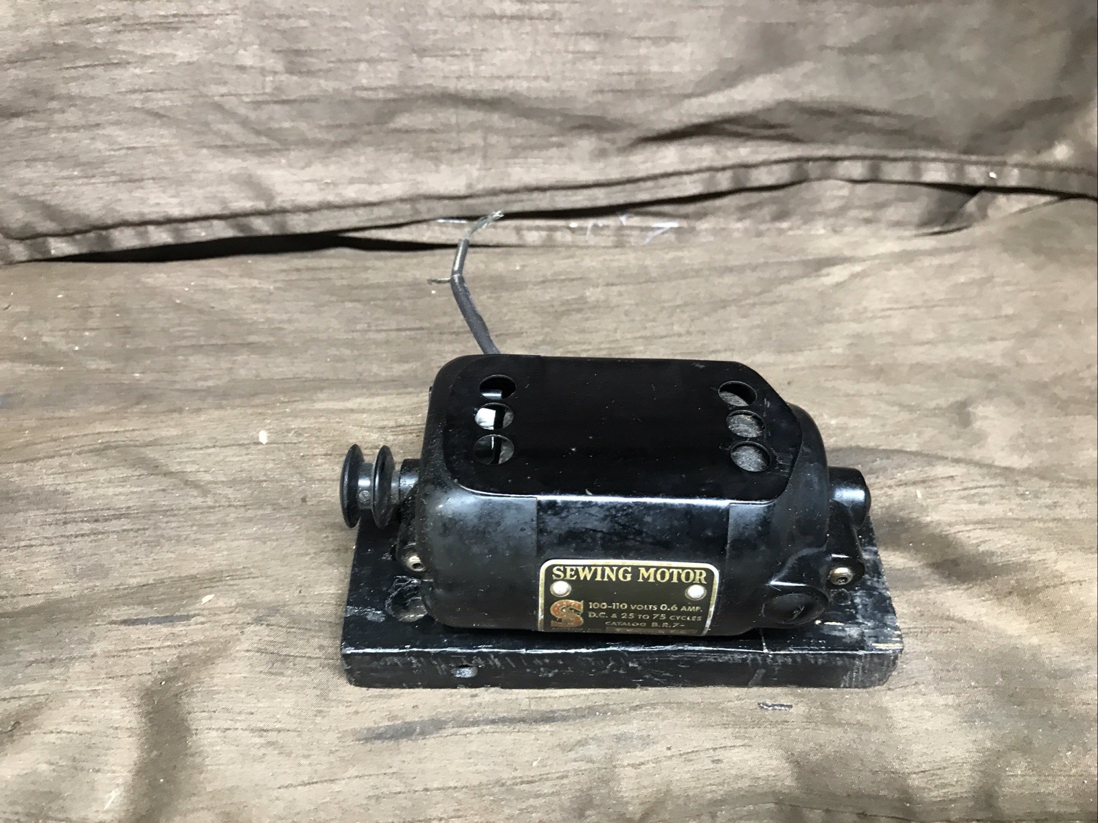 Vintage Singer 128 B.R 7 Sewing Machine Motor Tester