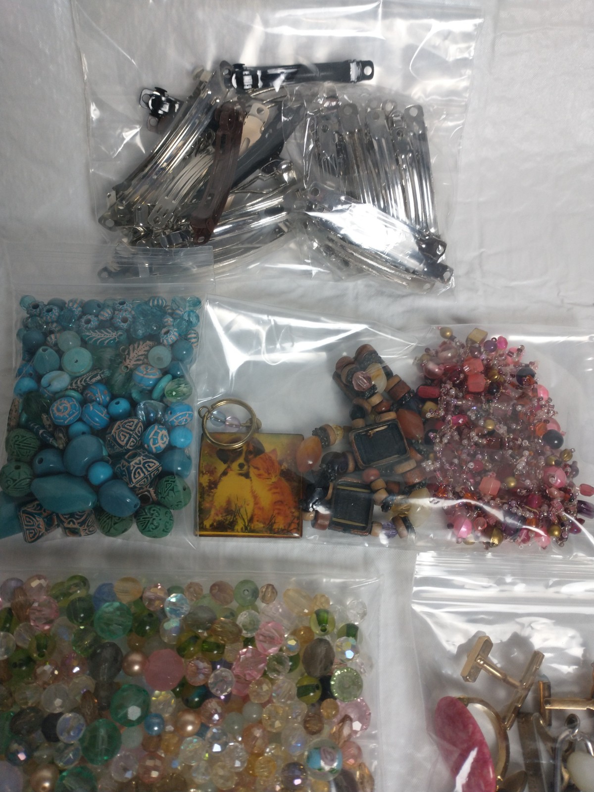 Jewelry Making Lot Mixed Colorful Beads Chains Barrett Blanks Plastic Case