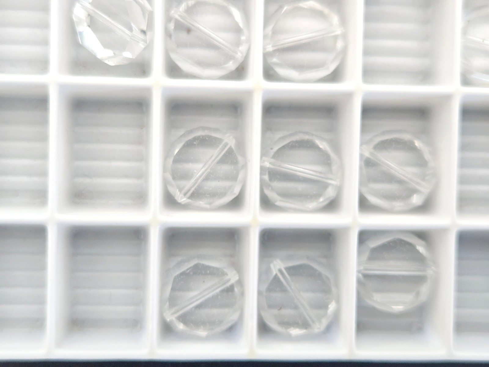 Swarovski Art 5351 8mm Crystal 70 beads to tray