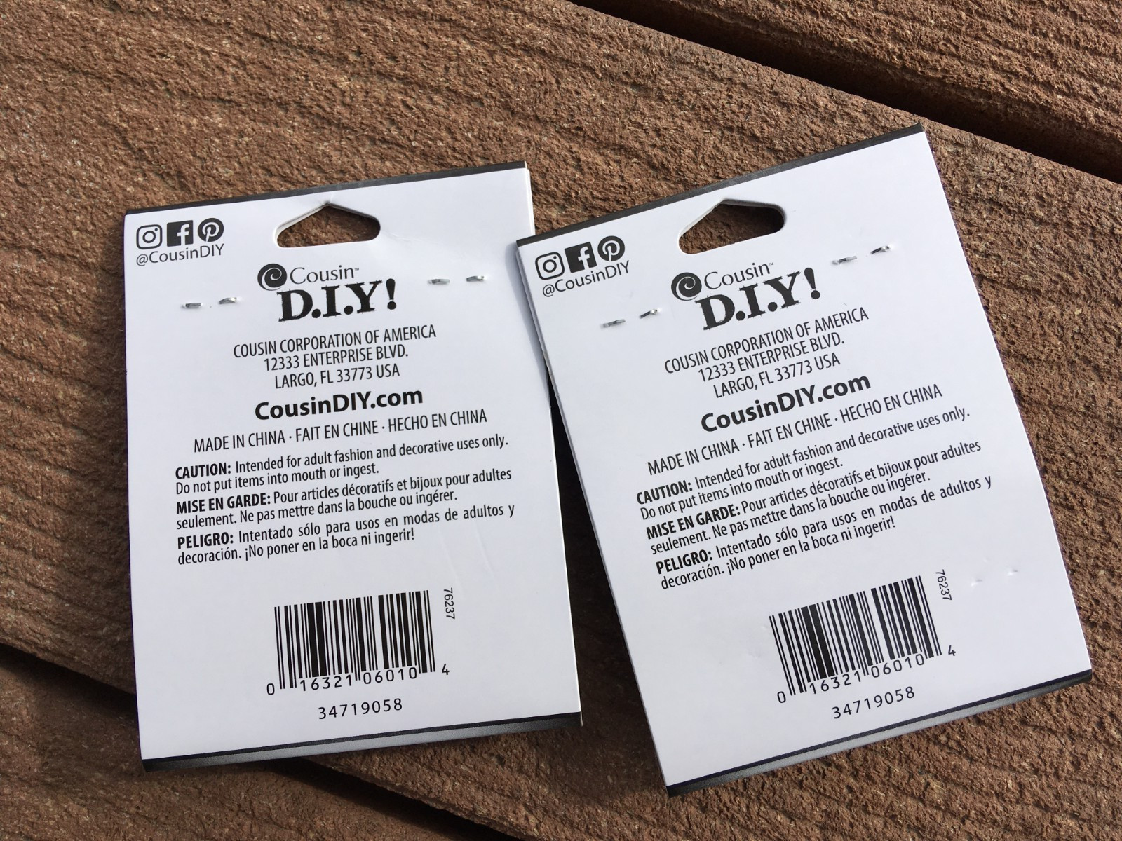 100 Small Metal J Hook Spring Clips – Less than 1 Inch long – Hard to Find!