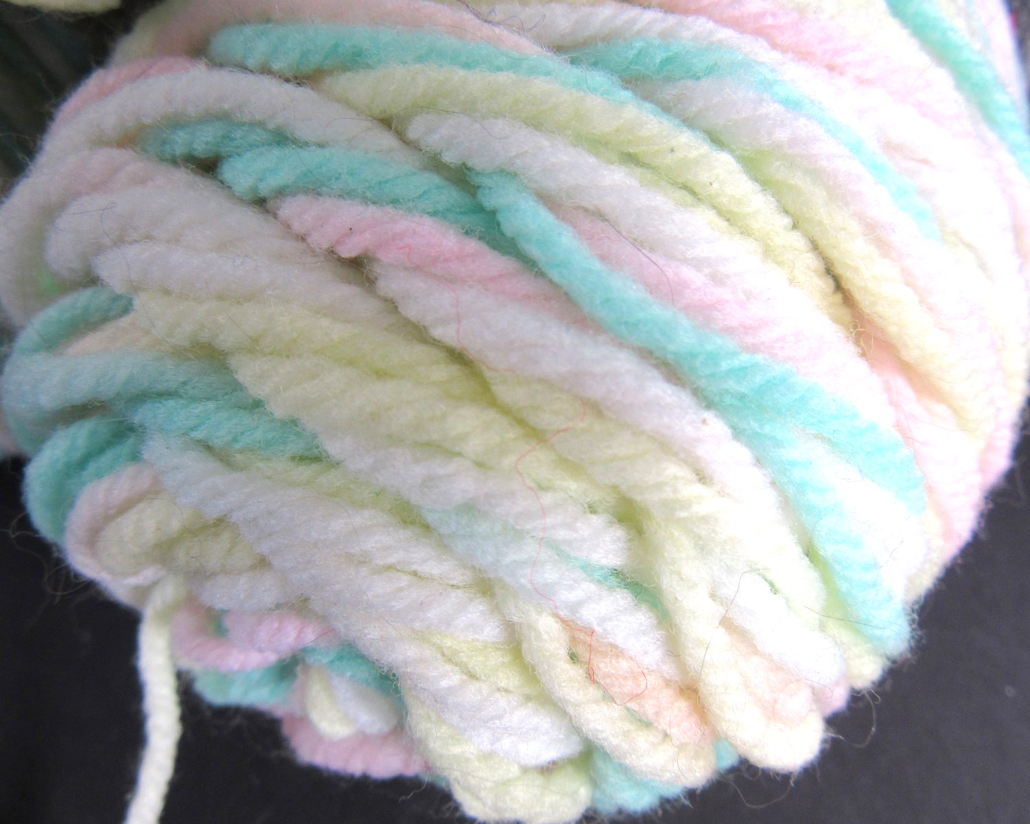 Red Heart Super Saver Variegated Pastels Yarn Lullaby Wintergreen mixed lot