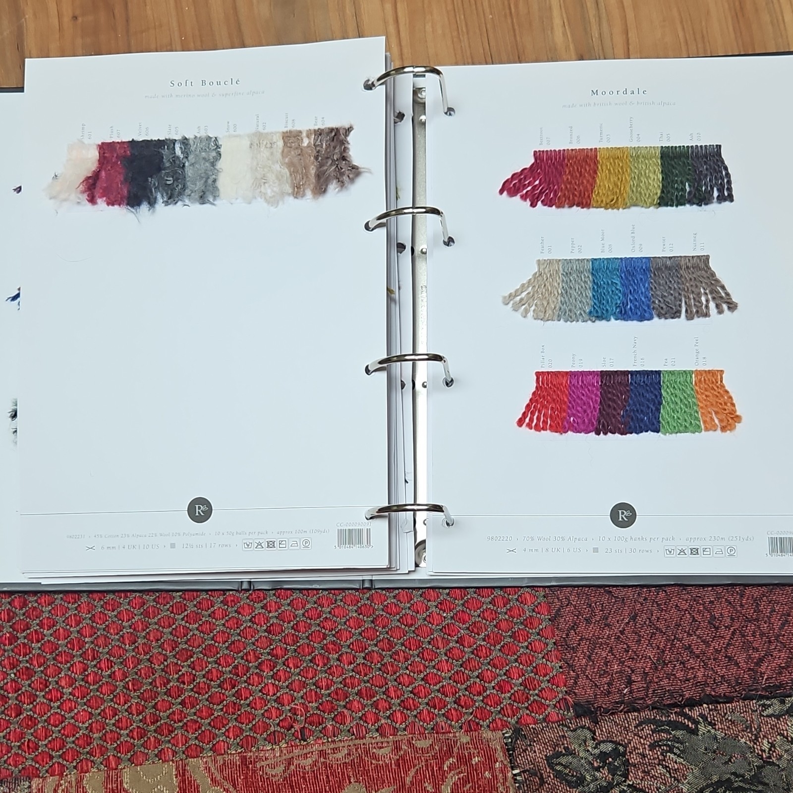 Rowan 2022–2023 Yarn Shade Card / Sample Book 25+ Pgs Complete with Real Yarn
