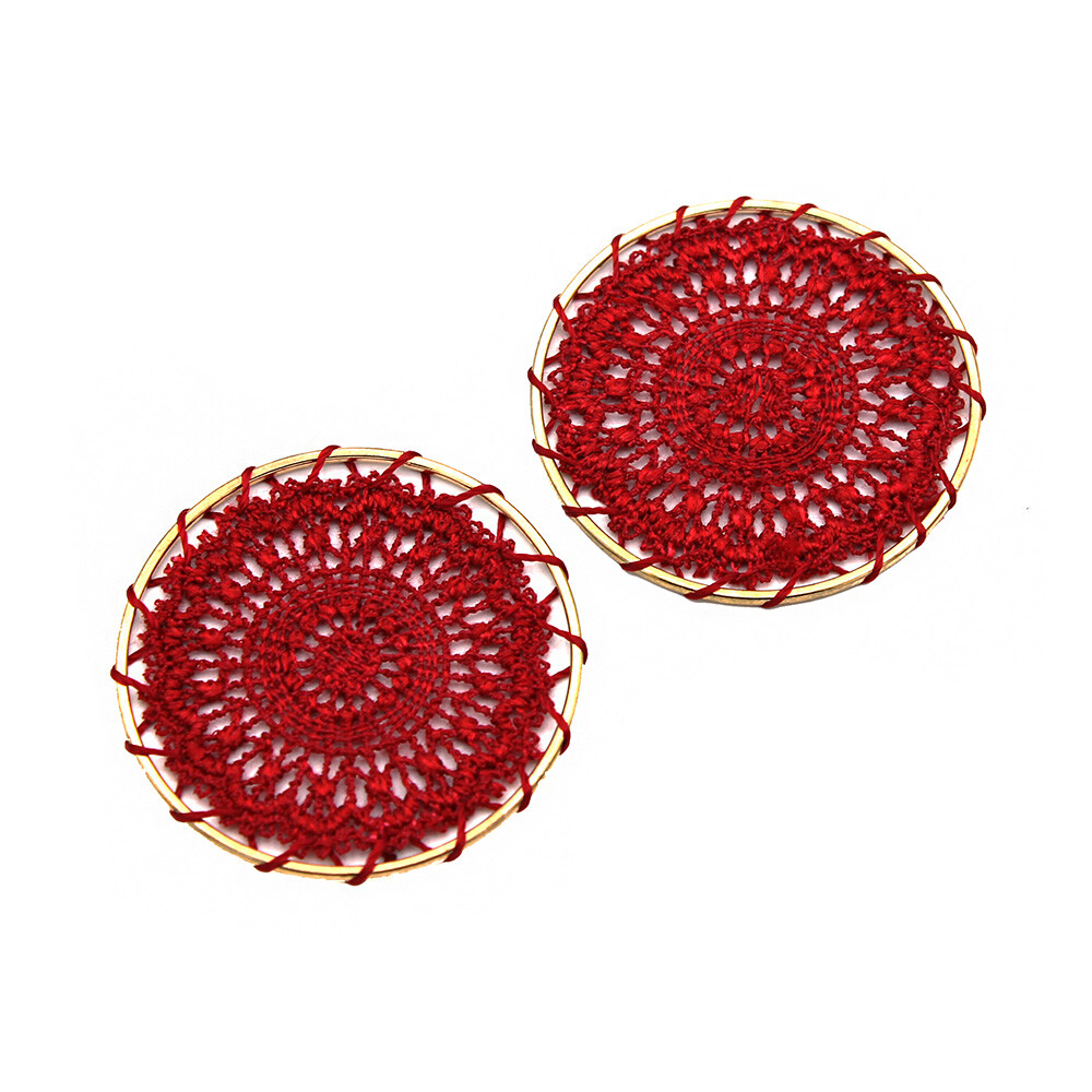 2 Dark Red Woven Lace Gold Tone Pendants – TSP116