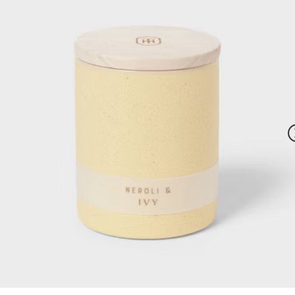 Matte Textured 6.4oz Ceramic Candle with Wooden Wick Neroli and Ivy – Threshold™