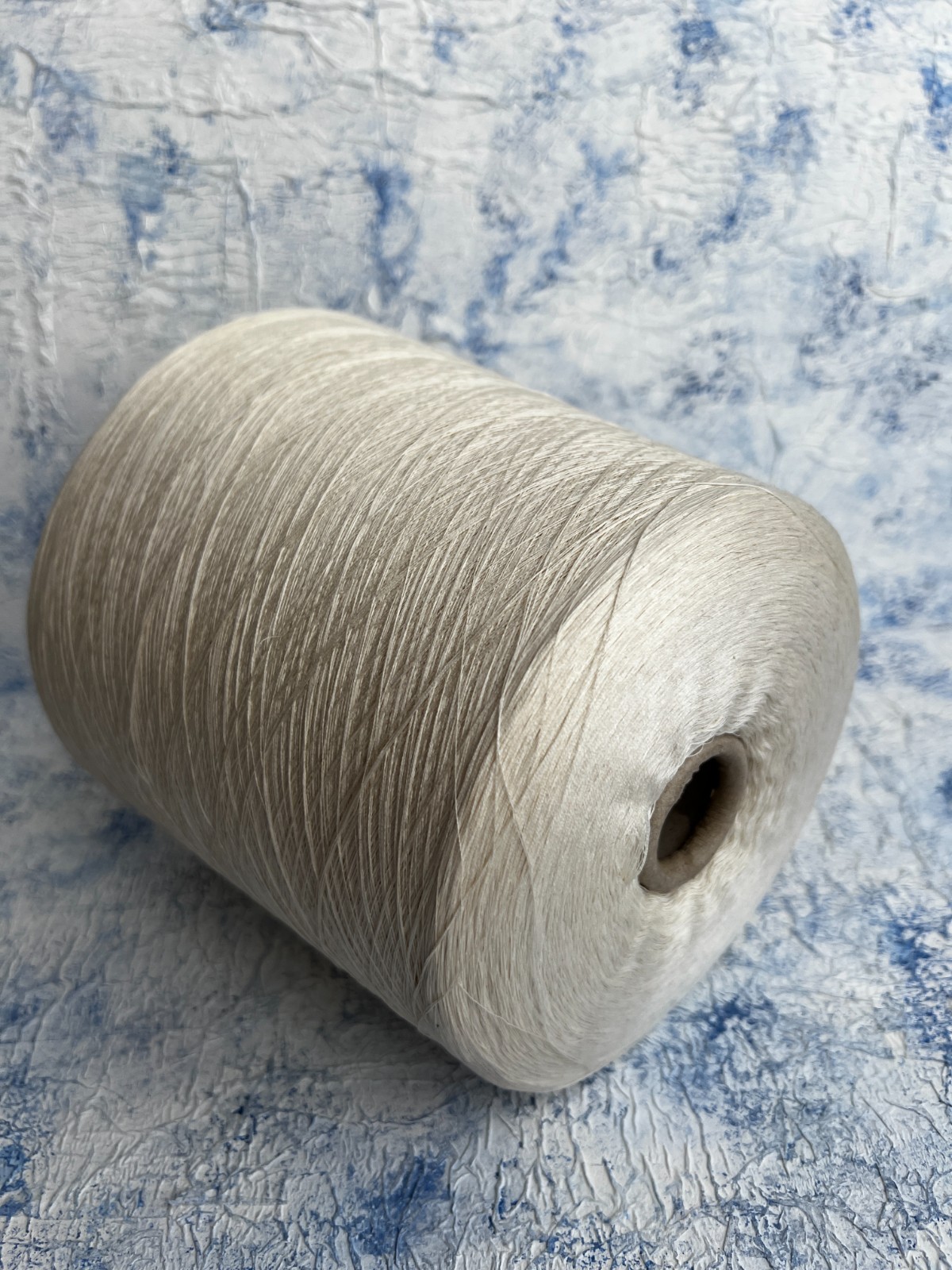 100% Silk Shappe Lace Italian Yarn Color White 100g/6000m, per 100g (3.52oz)