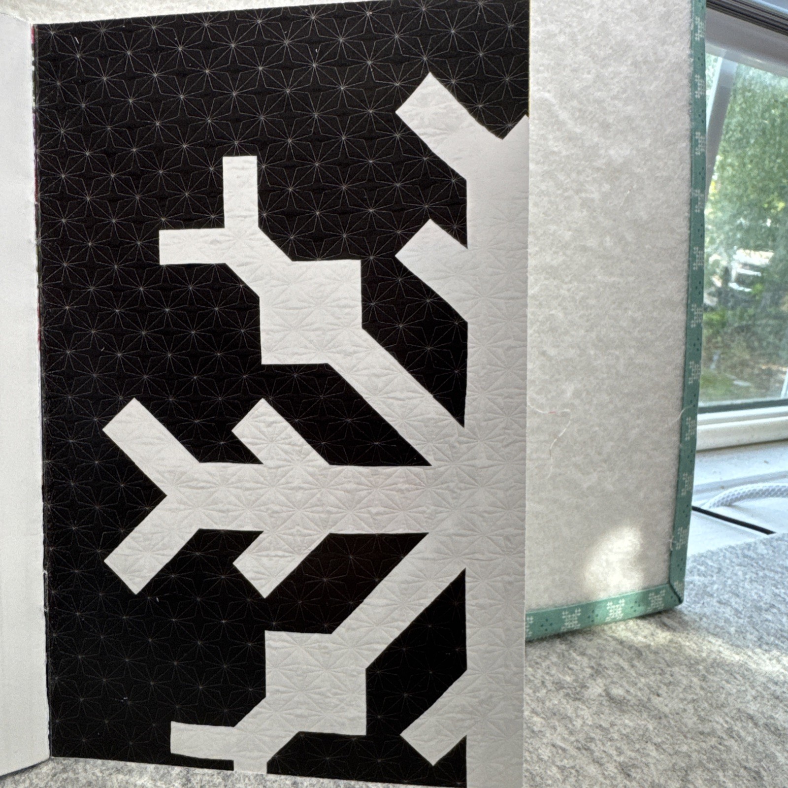 Snowflake Quilt Pattern by Modern Handcraft-used- FREE Shipping!