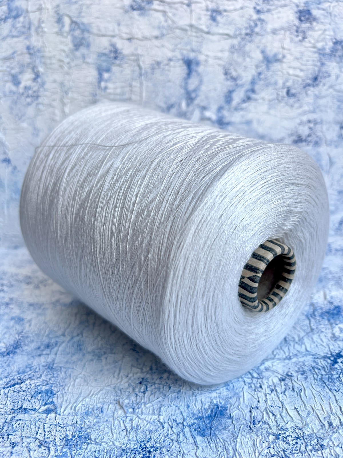 Cashmere/Silk 70/30% yarn on cone NM 2/56 100g/2900m (3171yrds/3.52oz), per 100g