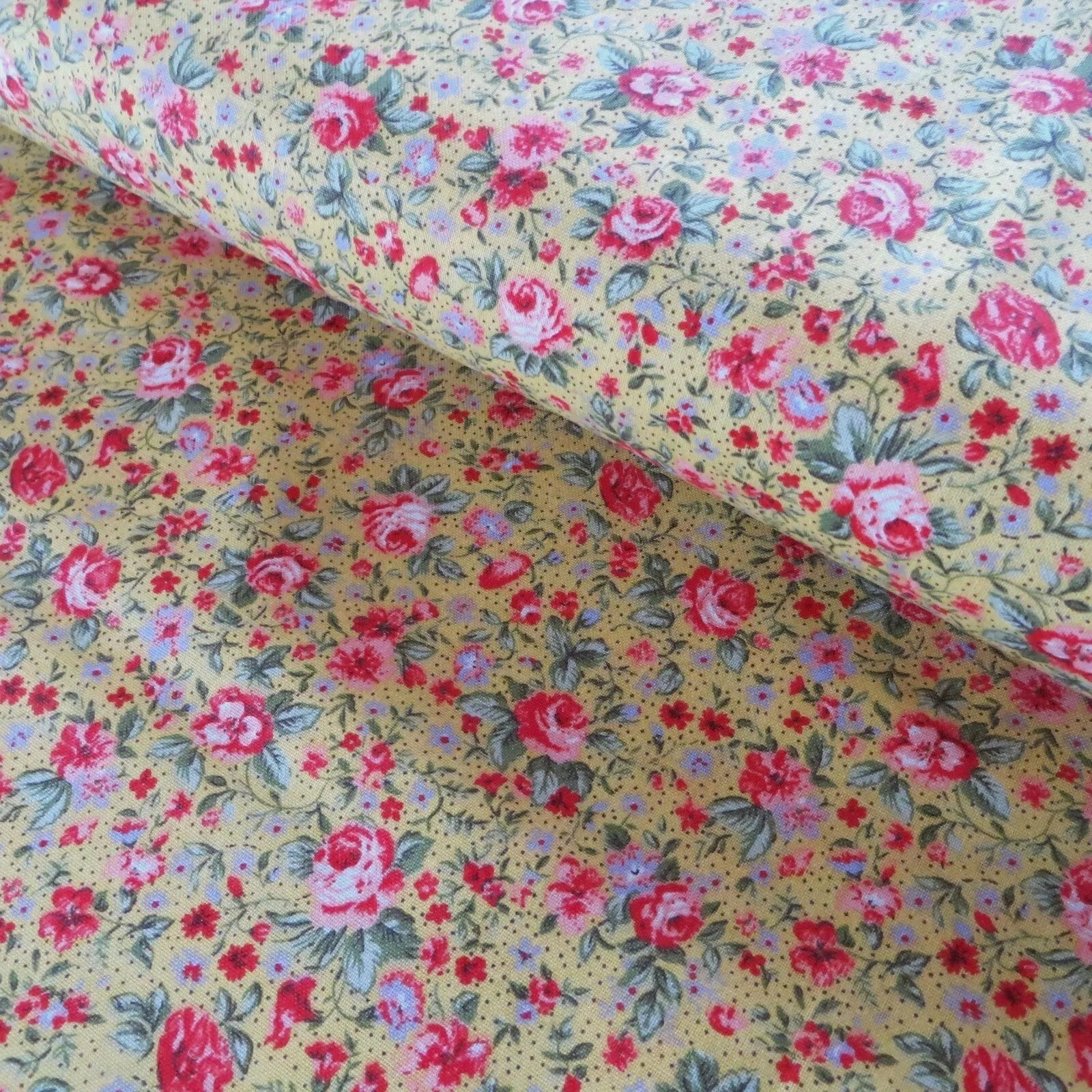 Yard ~ Country Floral Pink Roses On Yellow ~ $3.99 Ships Any Amount Of Fabric.