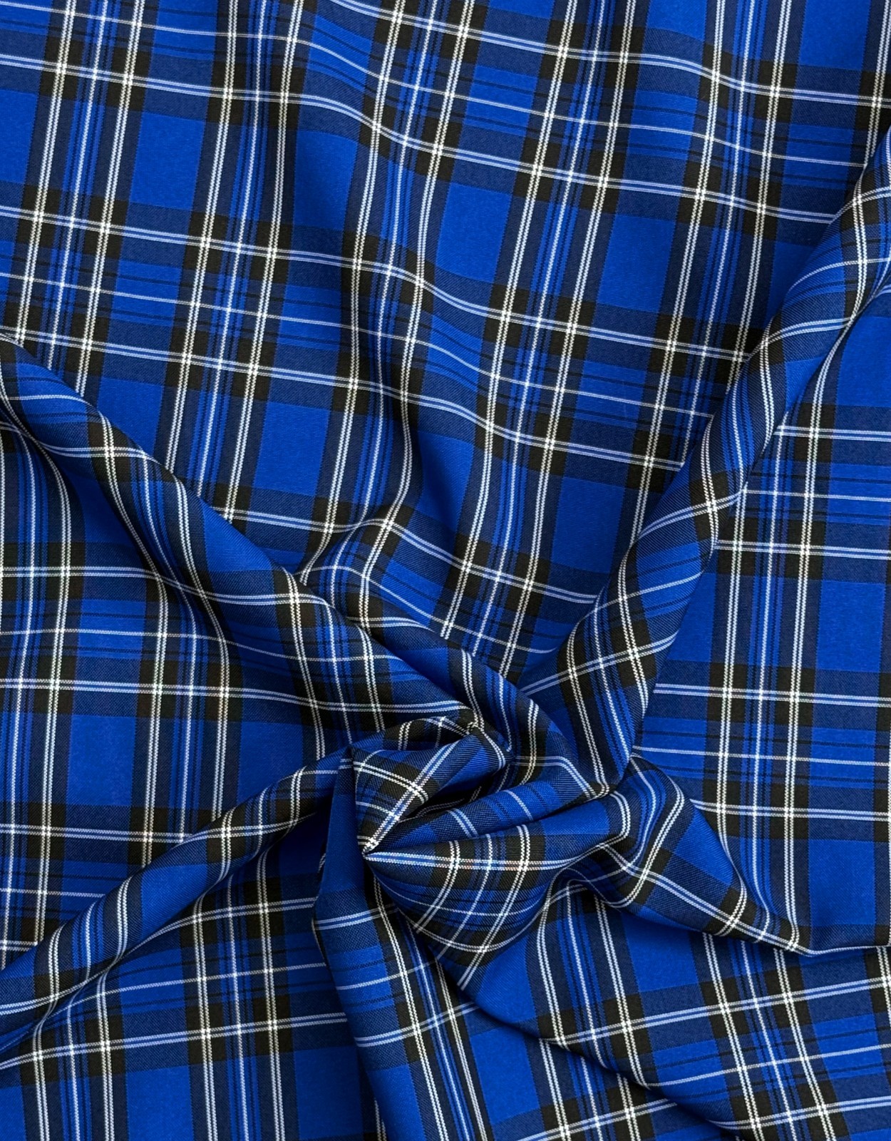 100% Polyester Plaid Poplin Weave 58″ Wide Fabric Wrinkle Resistant Non-Stretch