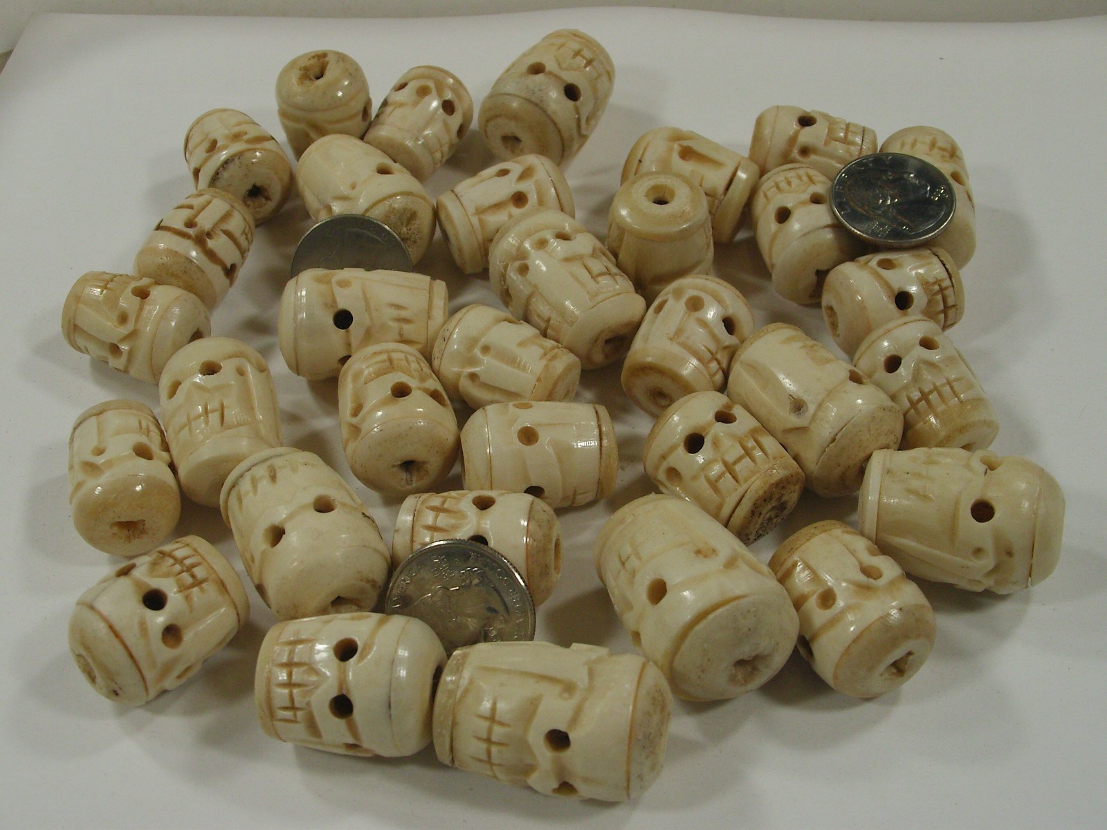 40 PCS Assorted Large India Handmade Water Buffalo Bone Skull Beads (PNKR-4)⭐