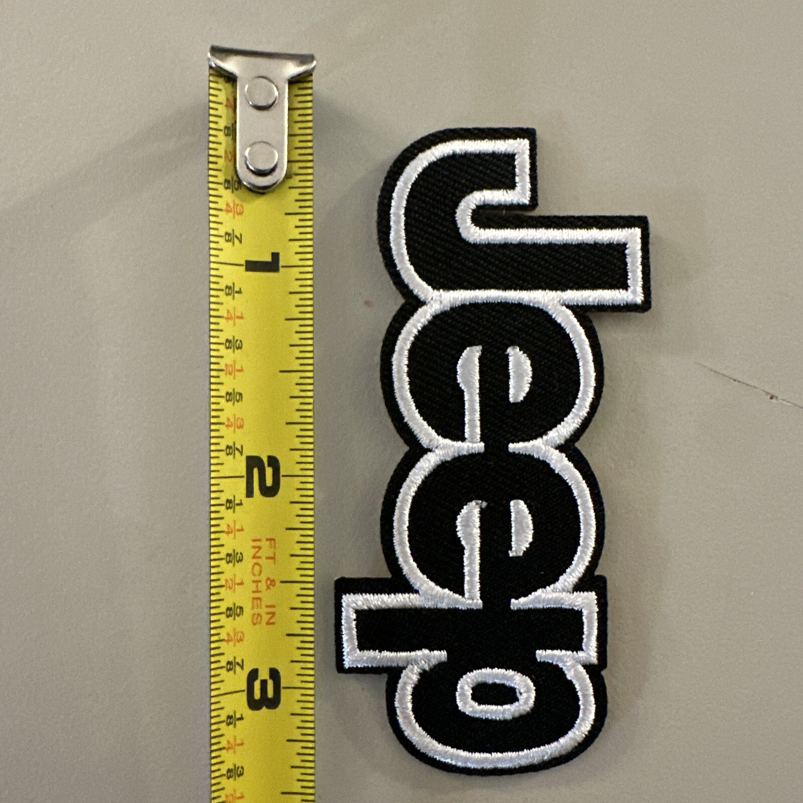 Jeep (Embroidered Iron on patch) Truck/4×4/off-road/camping