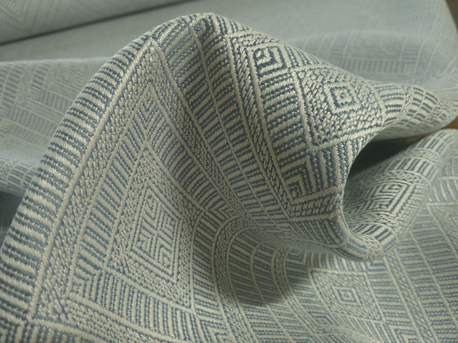 Schumacher Geometric Weave Indoor/Outdoor Linen in Chambray BTY Gorgeous